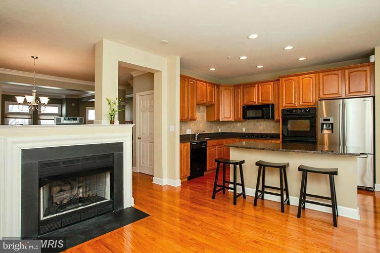 ROCKVILLE - Residential Lease