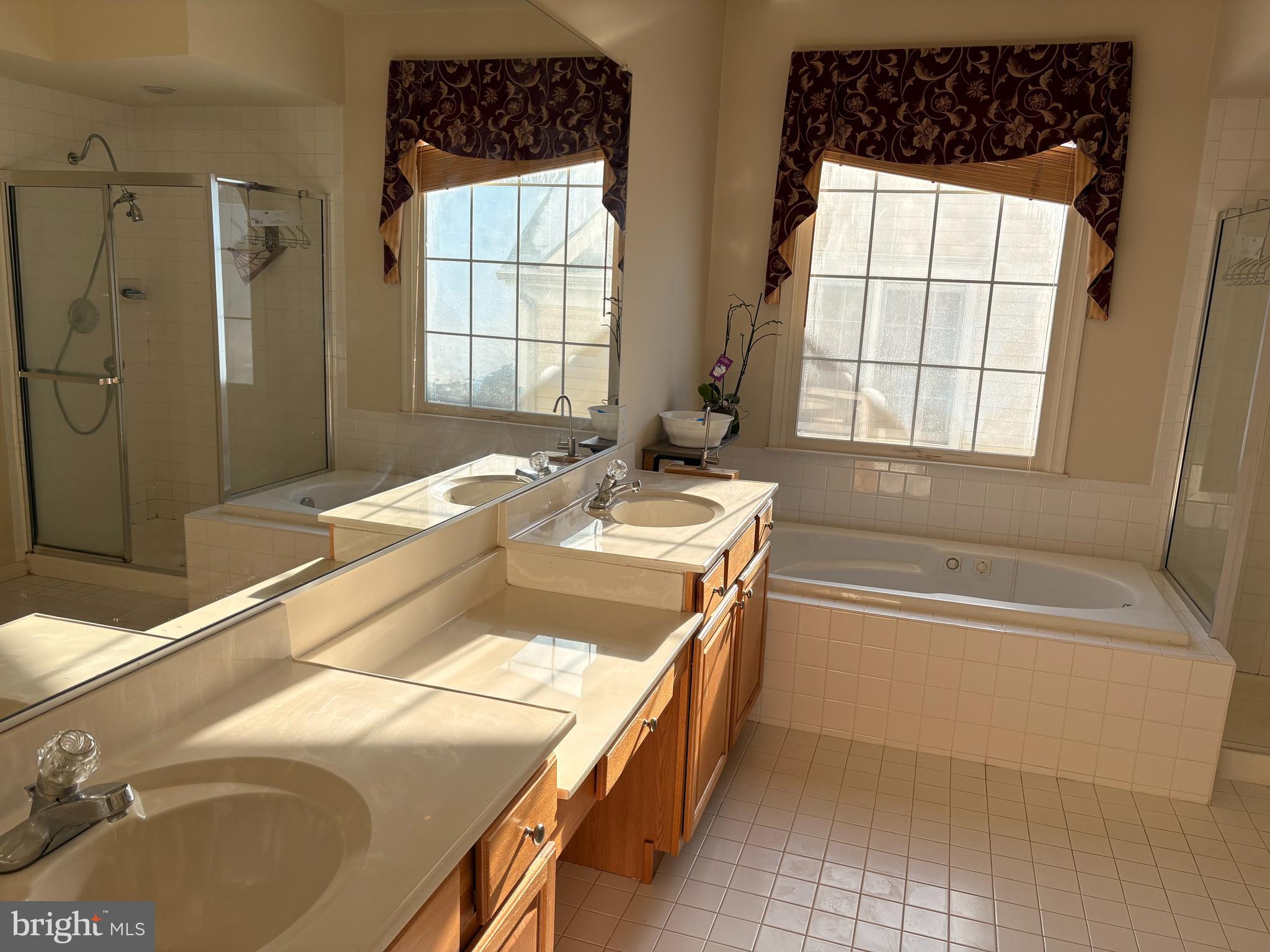 ROCKVILLE - Residential Lease