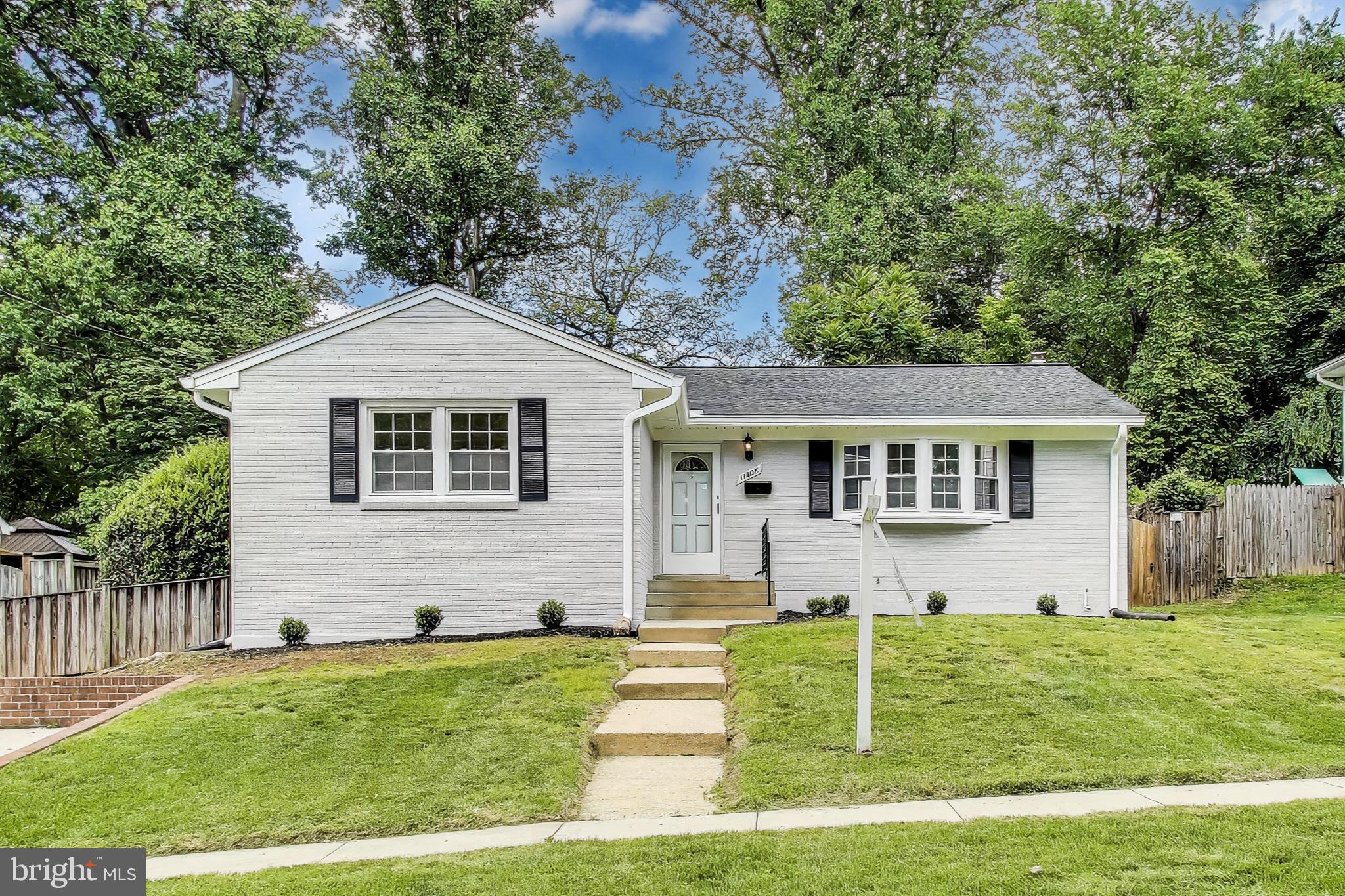 KENSINGTON KNOLLS - Residential