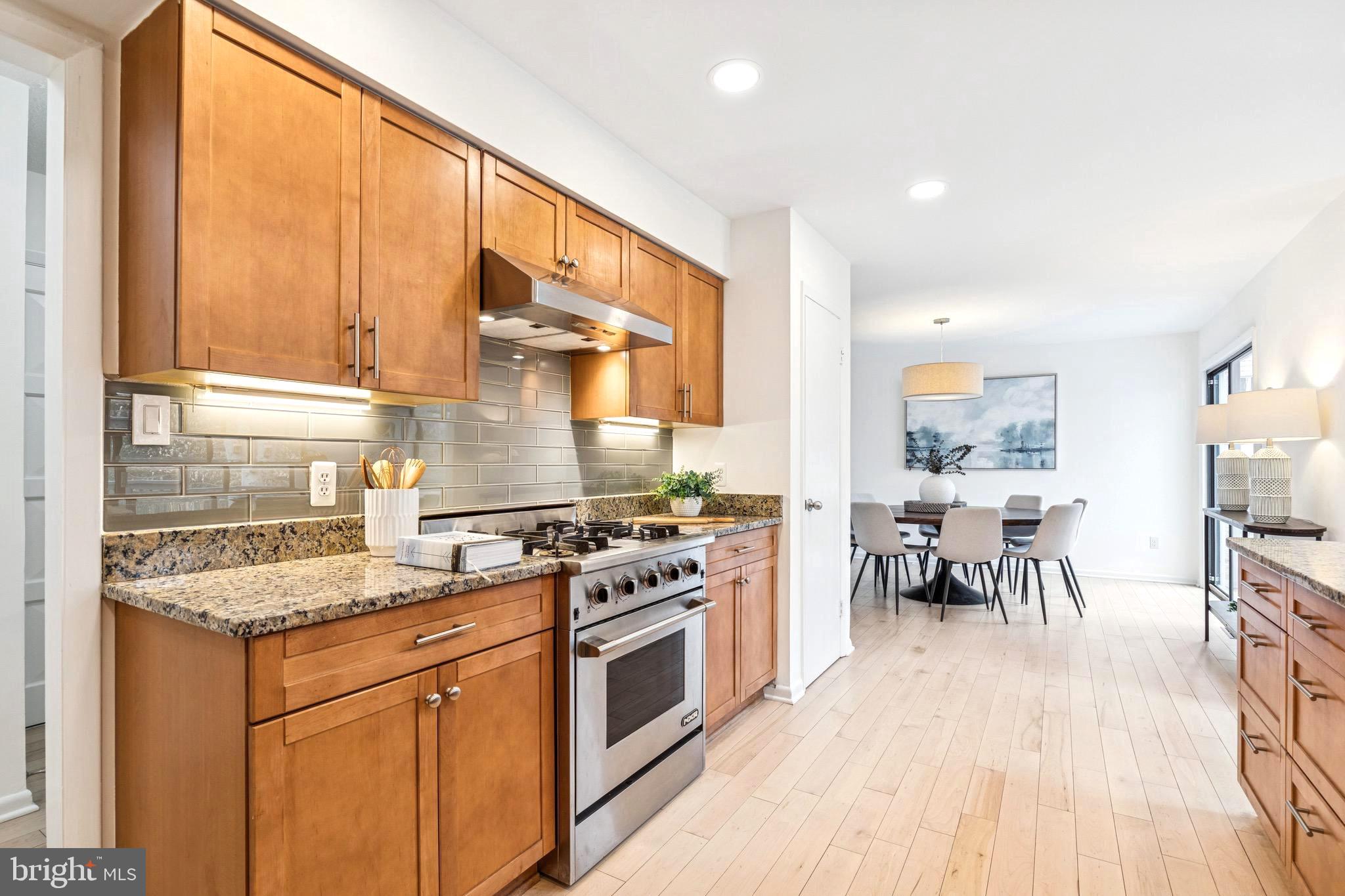 SOUTH RIVER MANOR - Residential