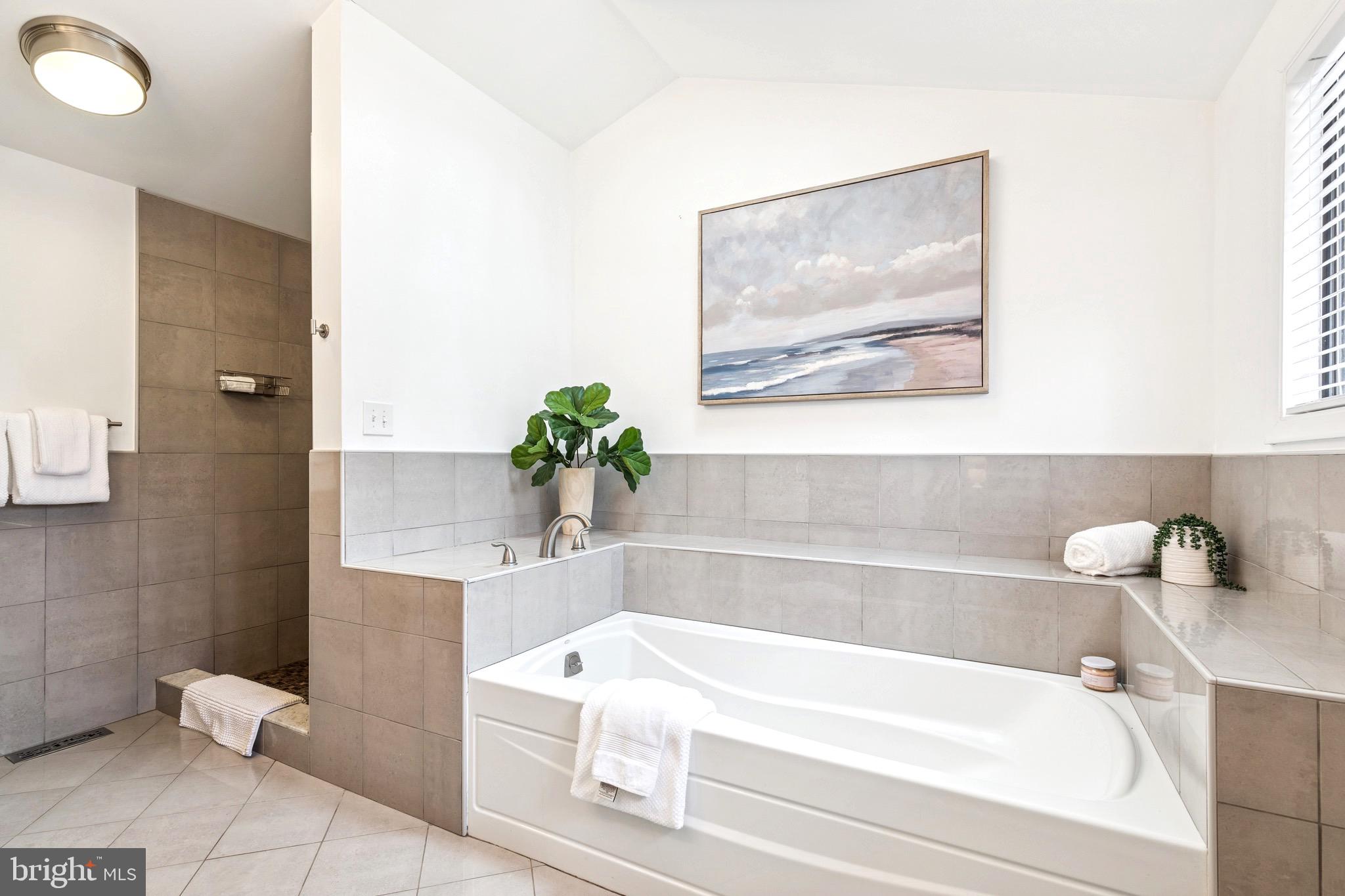 SOUTH RIVER MANOR - Residential