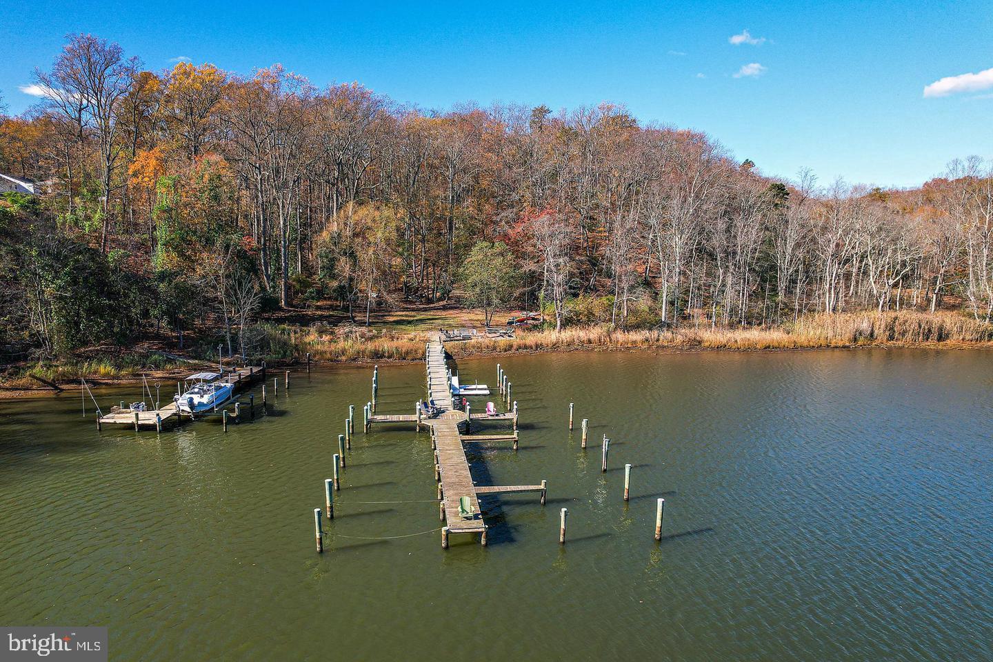 SOUTH RIVER MANOR - Residential