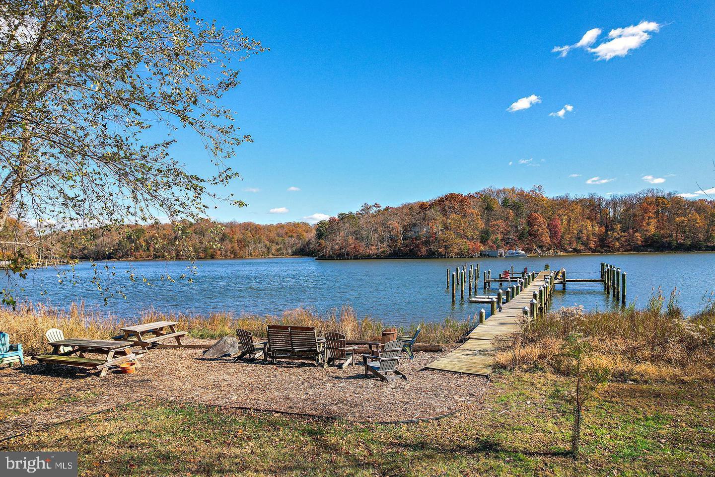 SOUTH RIVER MANOR - Residential