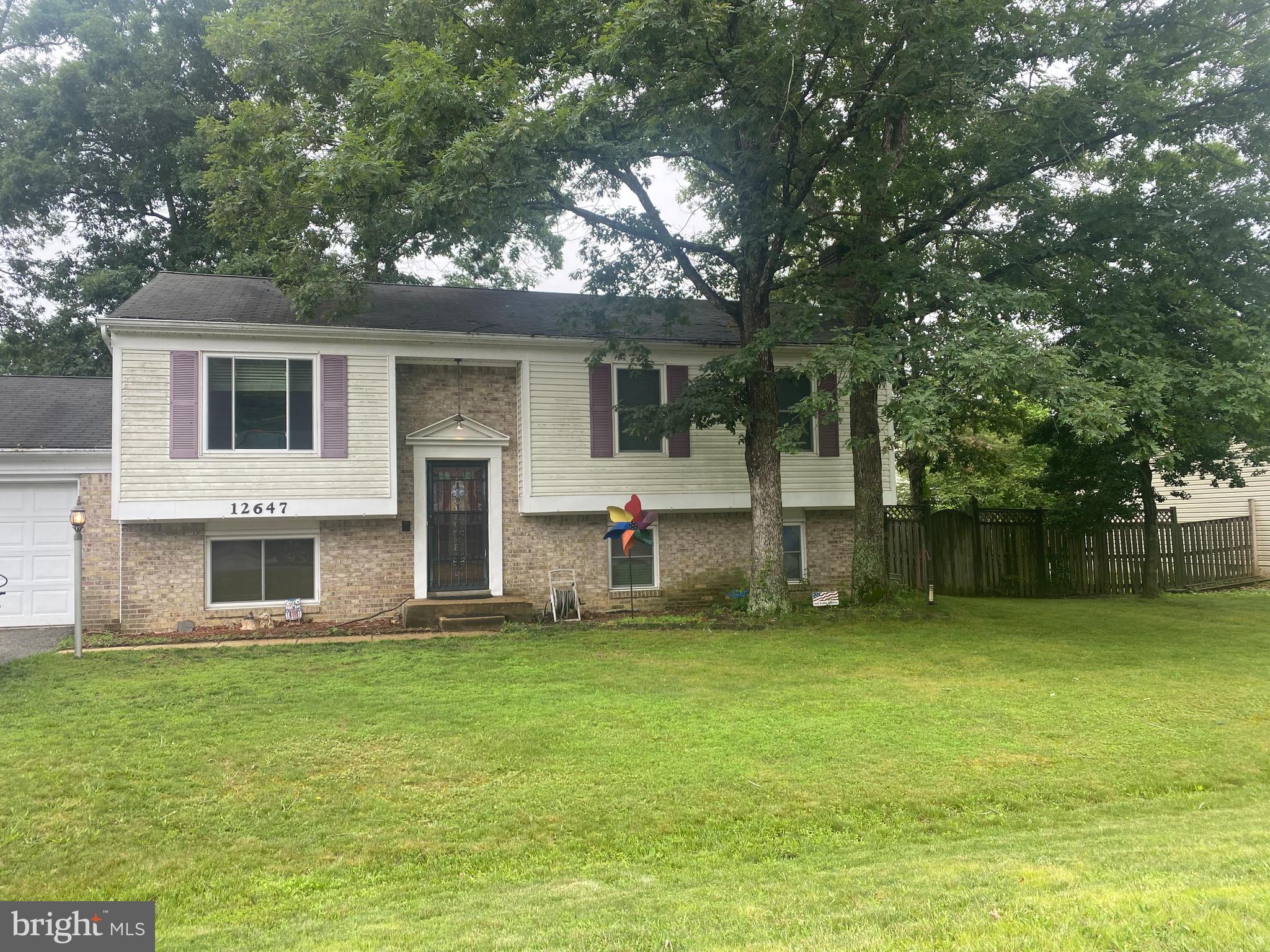 WHITE OAK VILLAGE SUB - Residential
