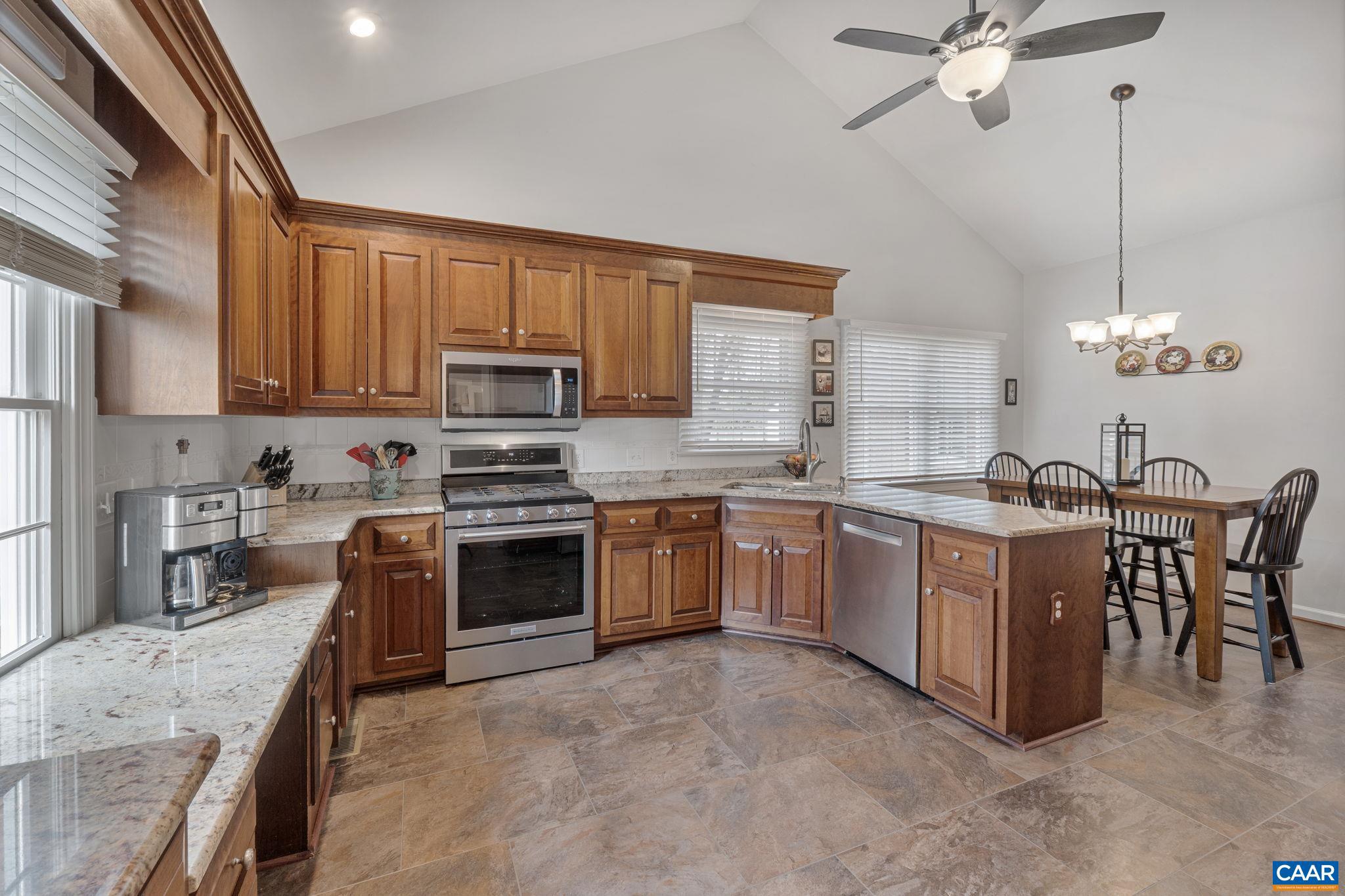 PELHAM VILLAGE - Residential