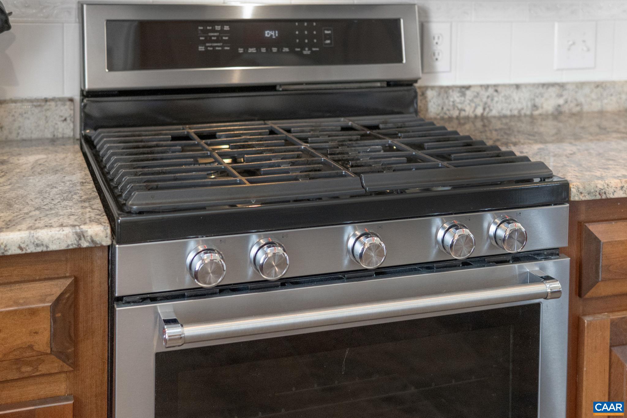 PELHAM VILLAGE - Residential