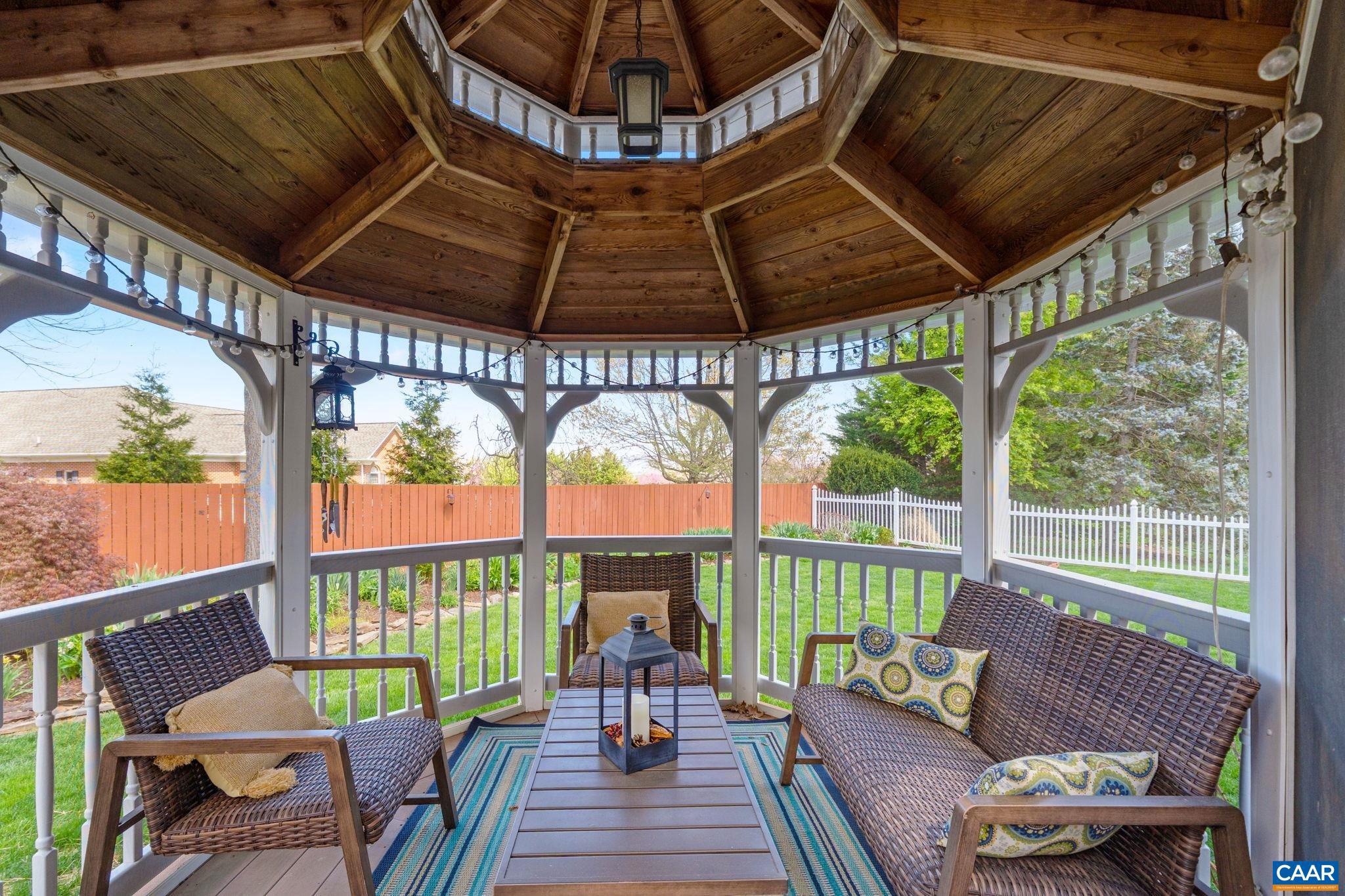 PELHAM VILLAGE - Residential