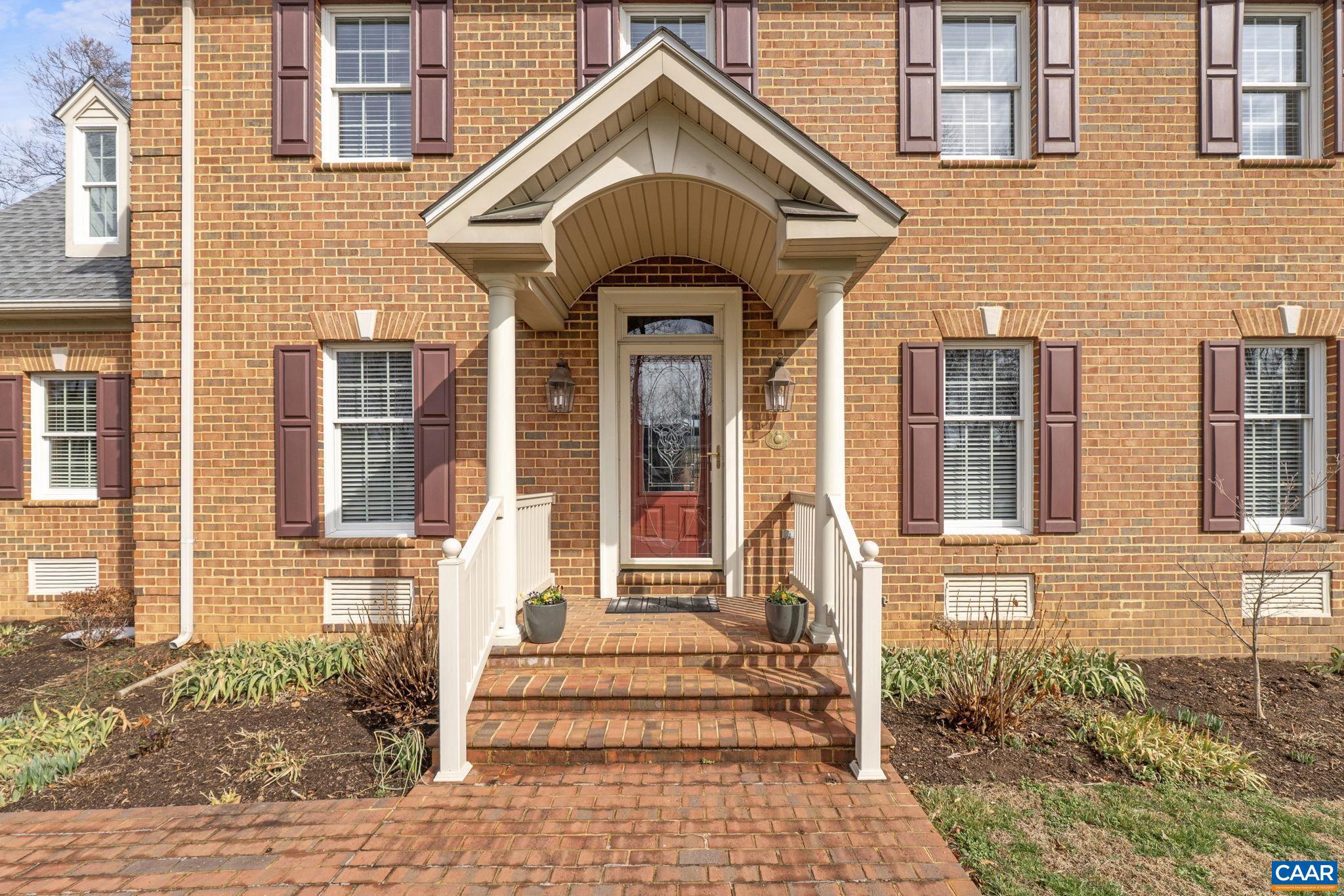 124 PELHAM WOODS CIR