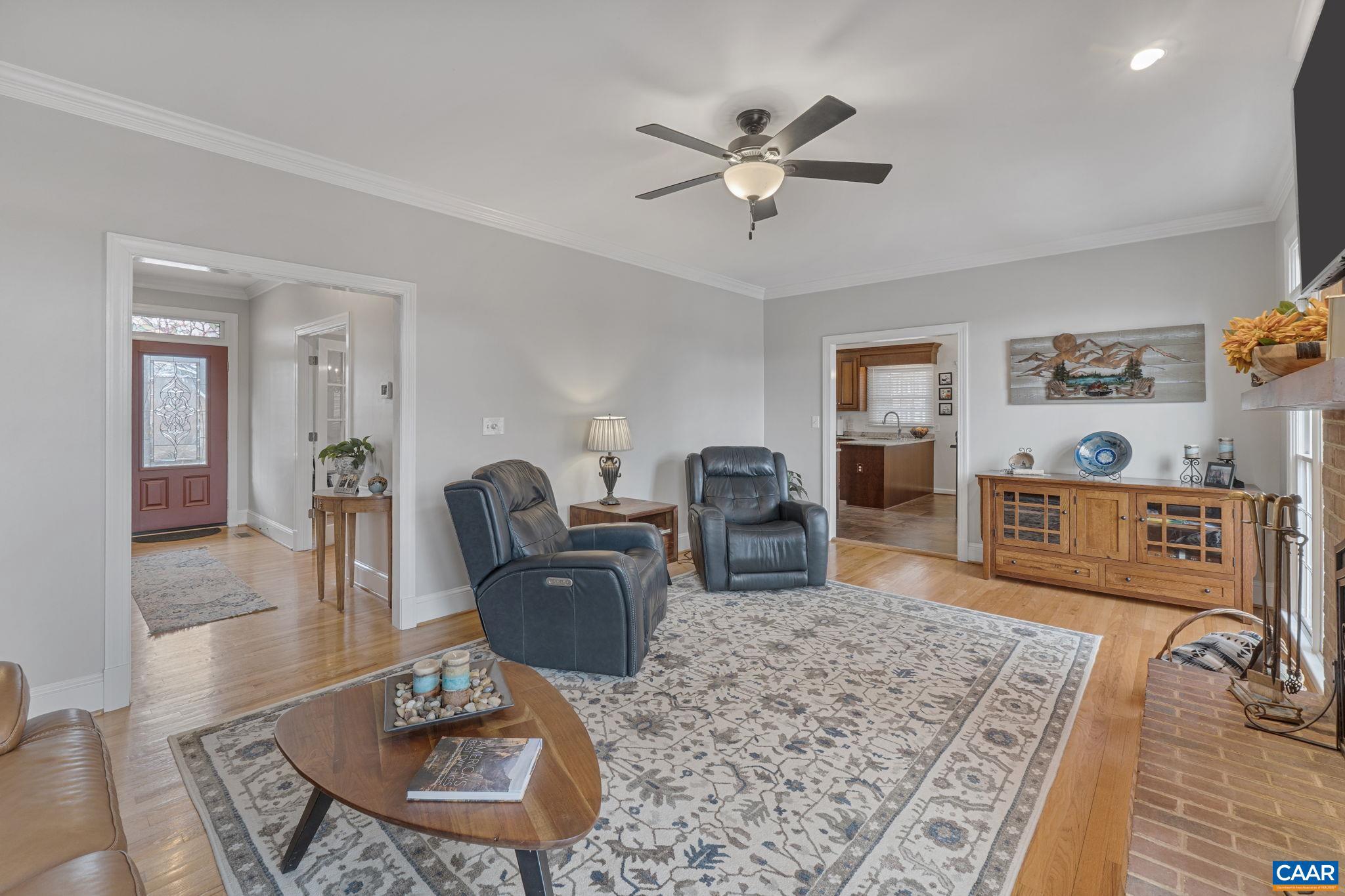 PELHAM VILLAGE - Residential