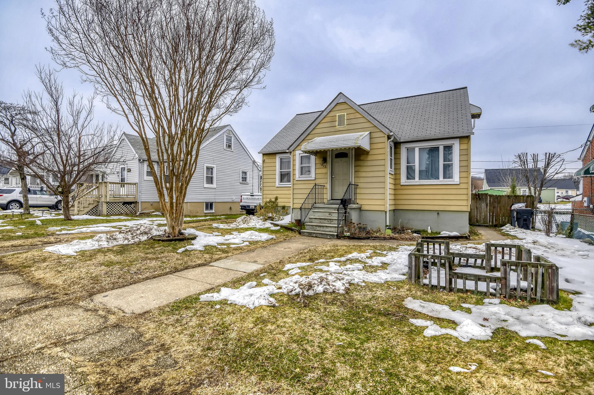 HOLABIRD PARK - Residential