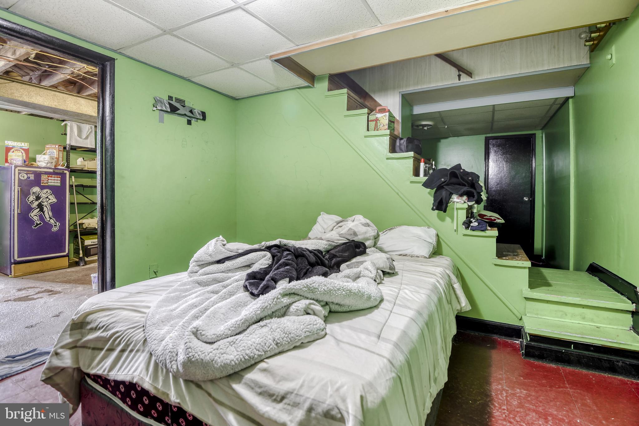 HOLABIRD PARK - Residential