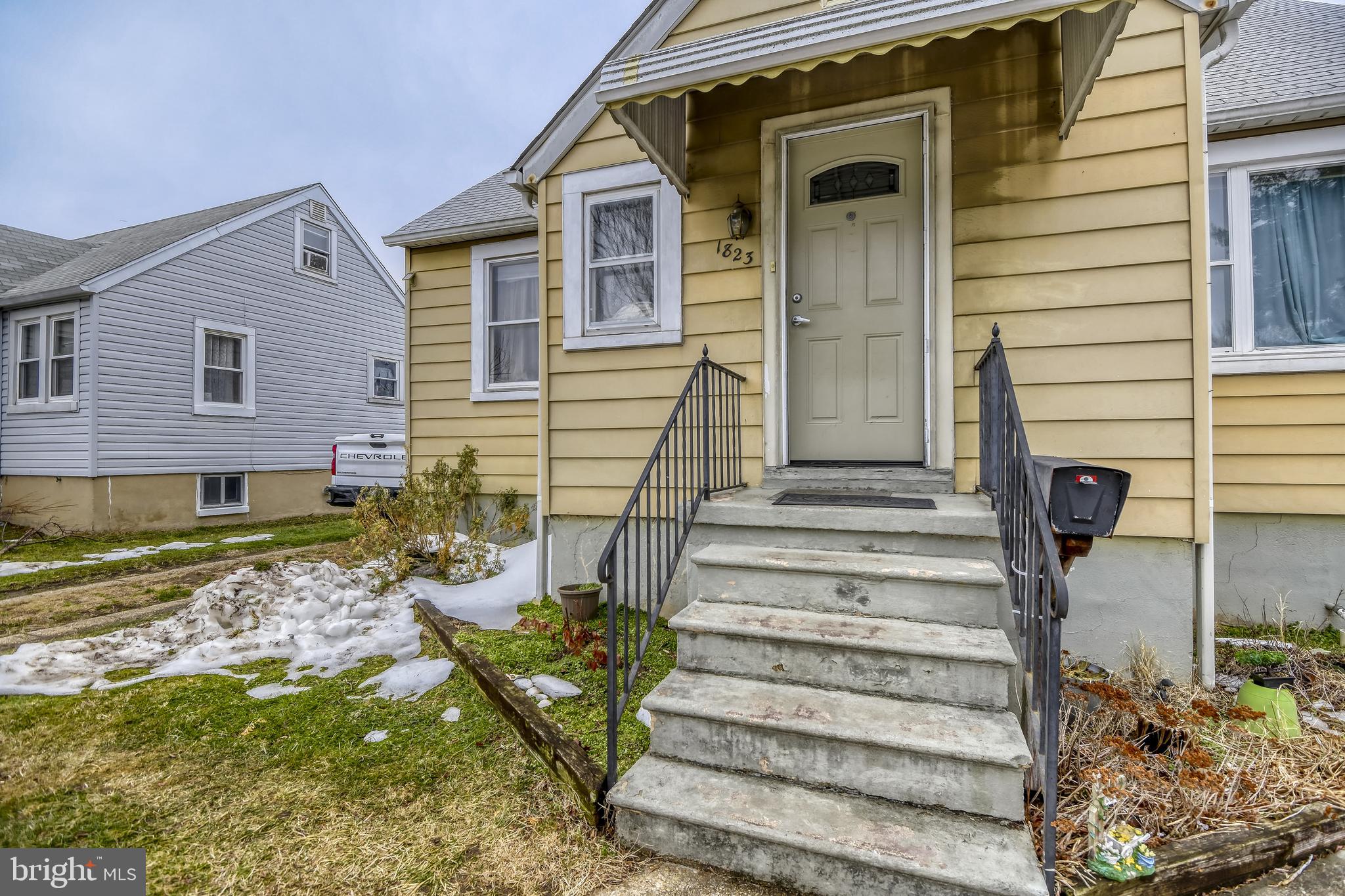 HOLABIRD PARK - Residential