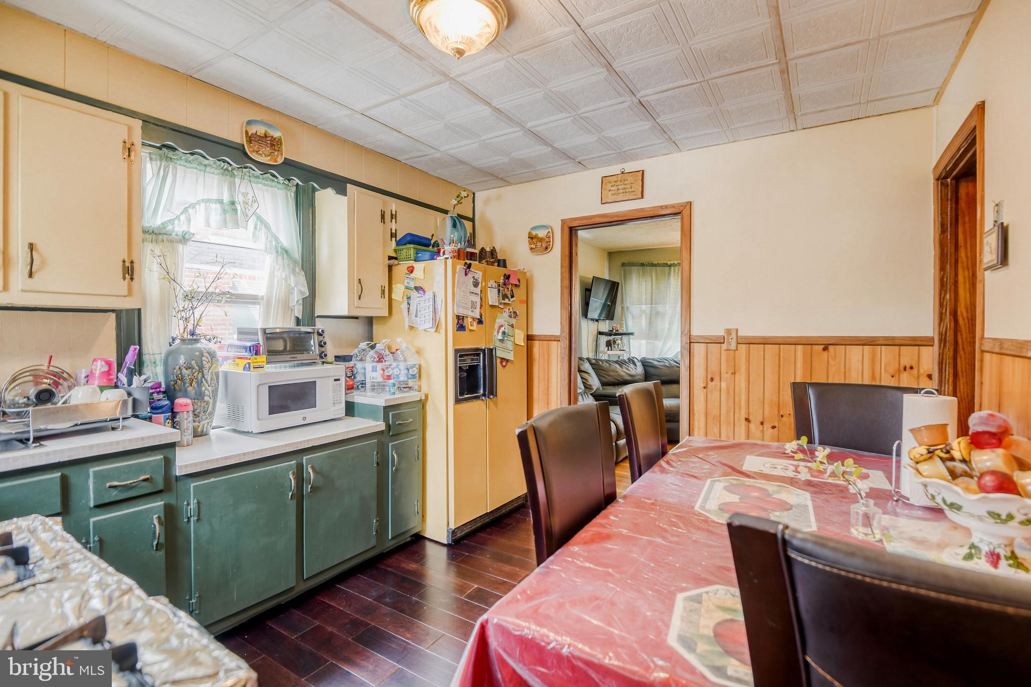 HOLABIRD PARK - Residential