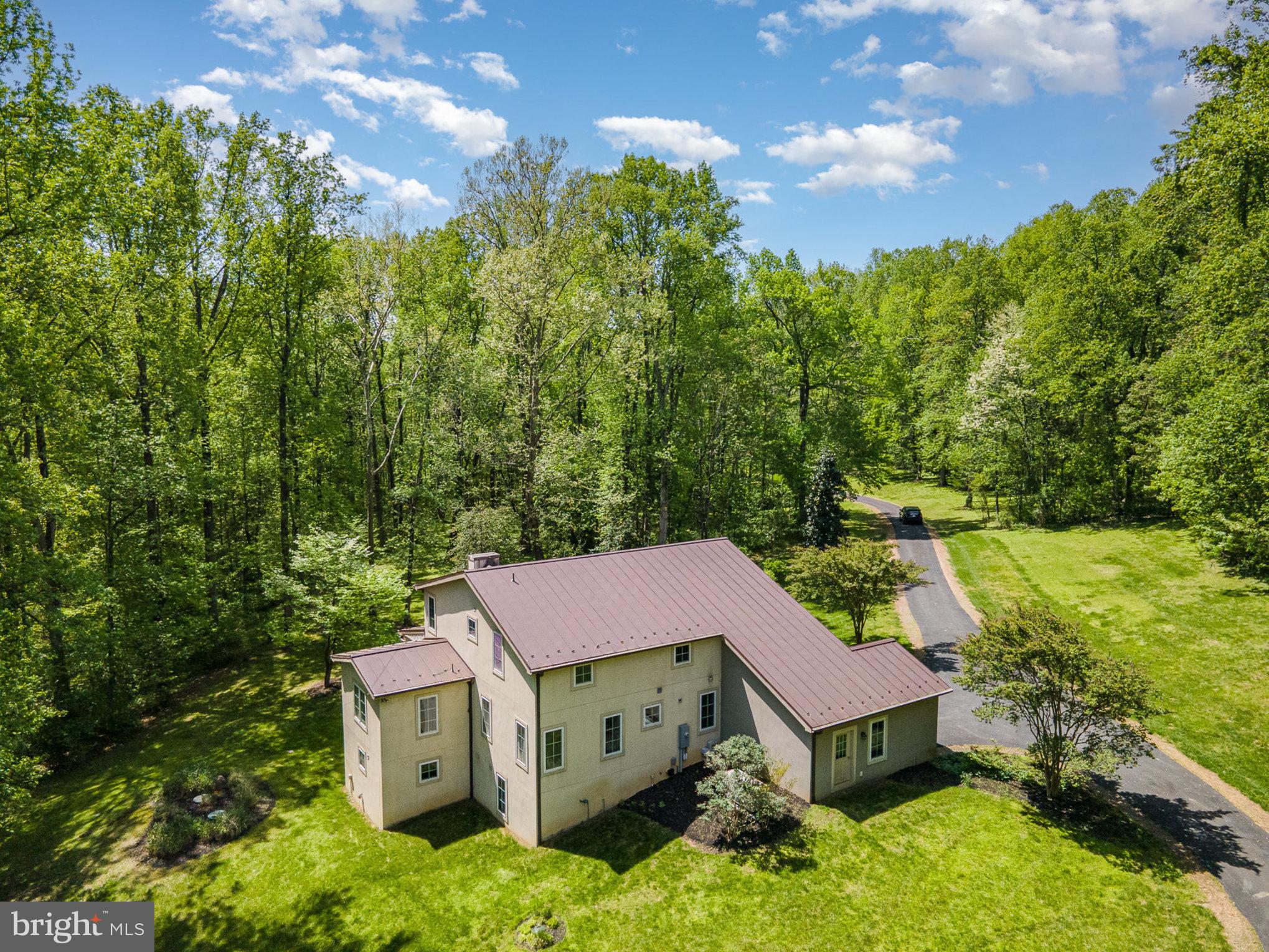 POTOMAC HEIGHTS - Residential