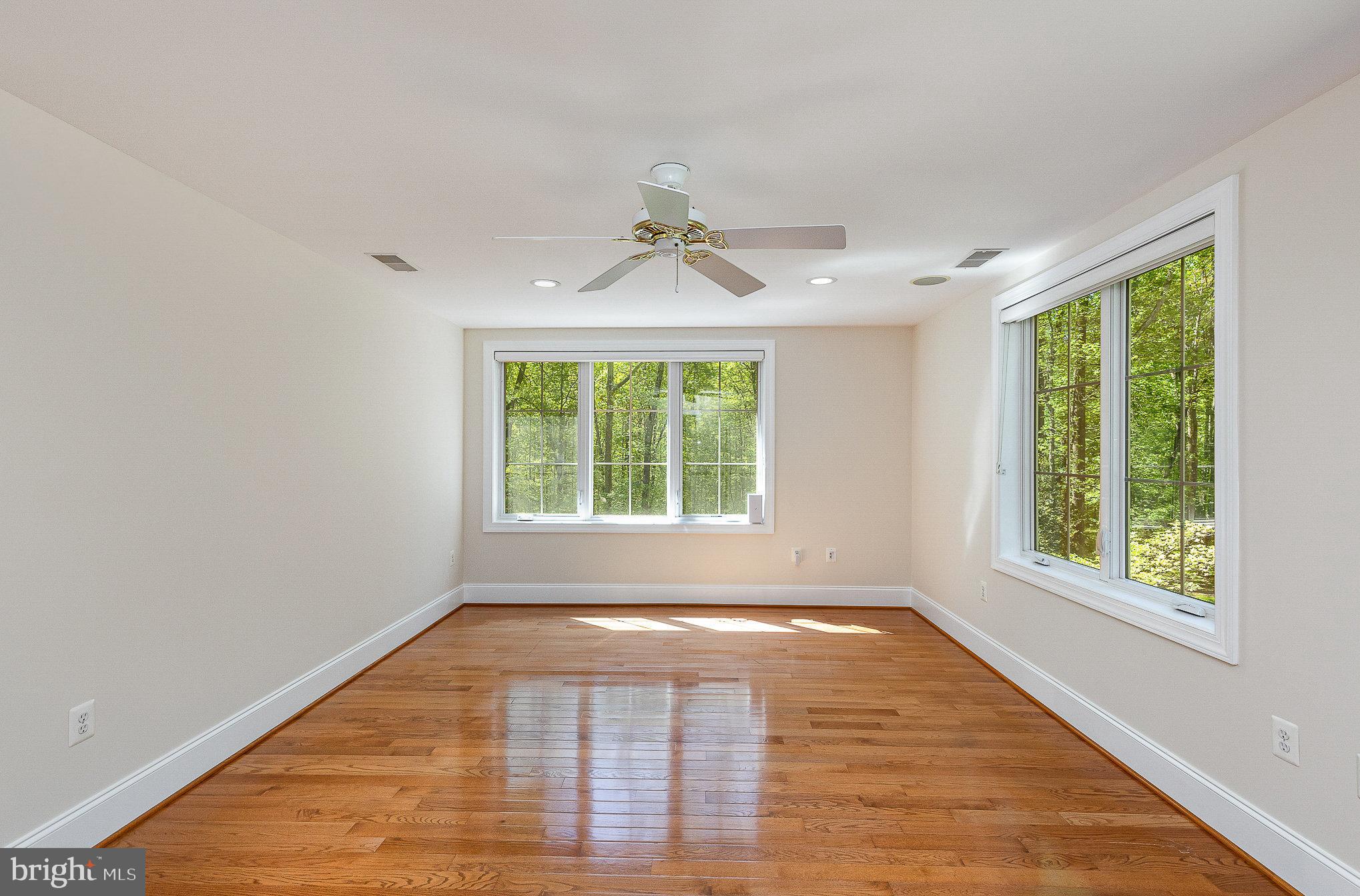 POTOMAC HEIGHTS - Residential