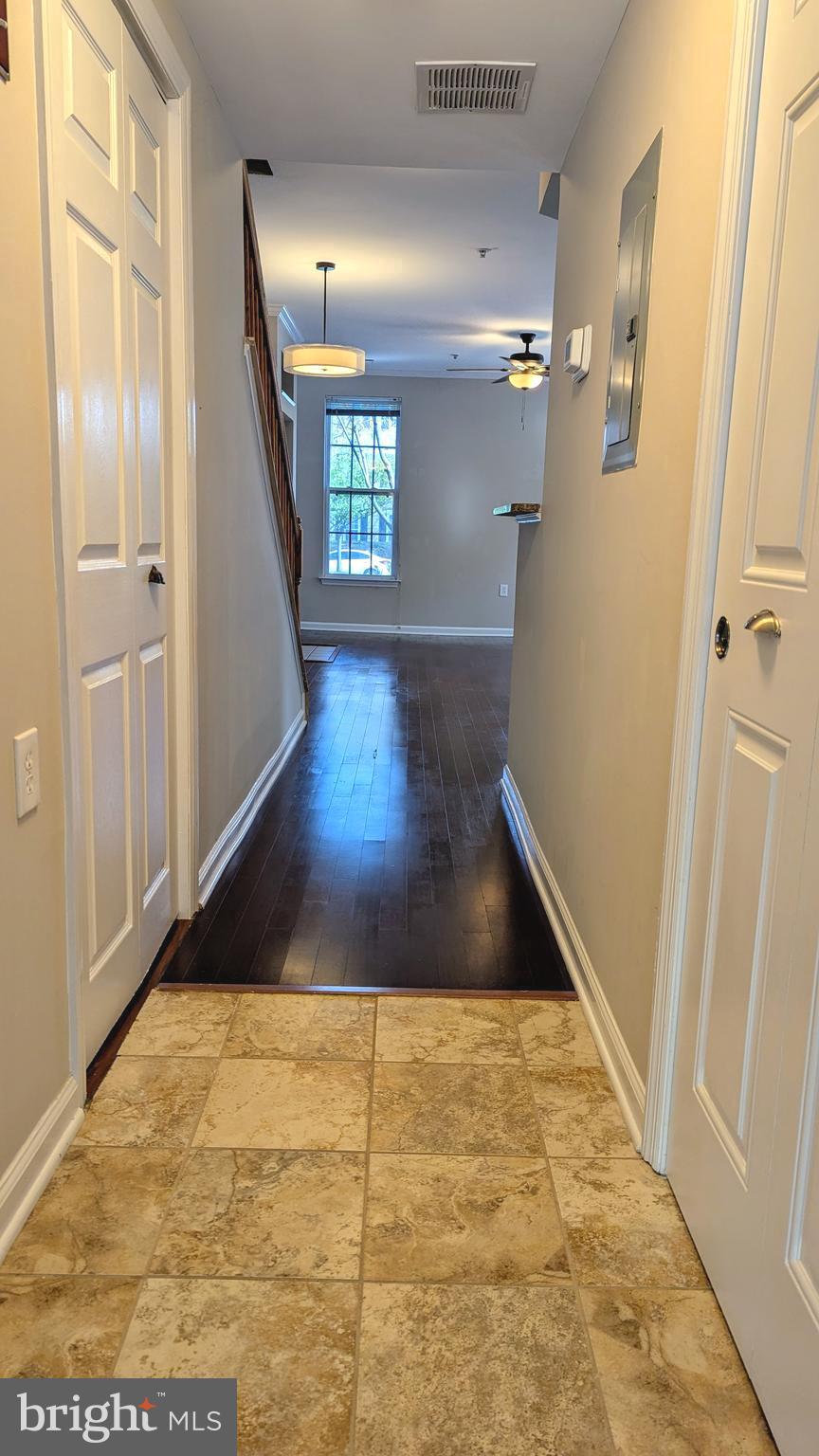 ROYALTON CONDOS AT KING FARM - Residential Lease