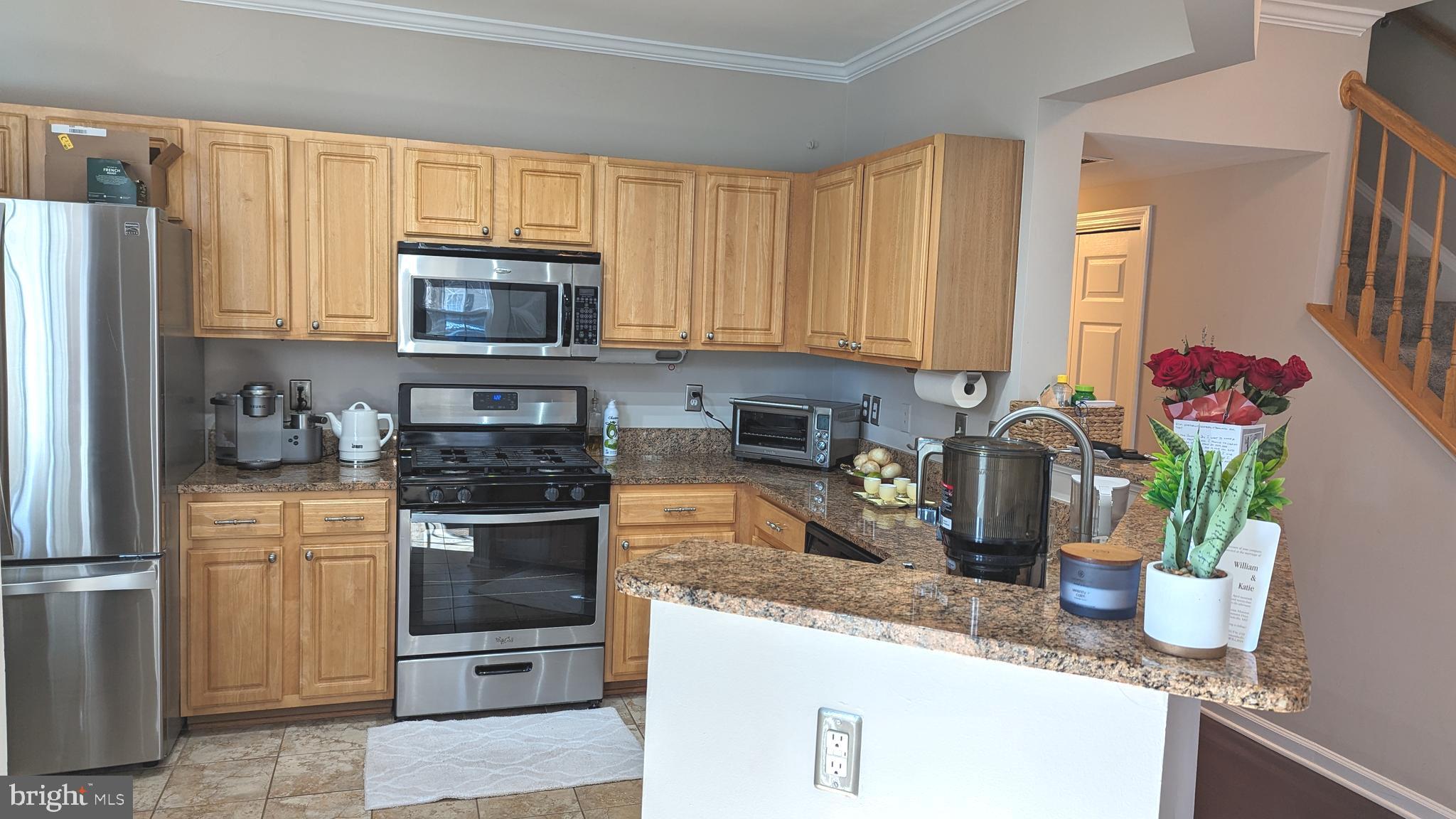 ROYALTON CONDOS AT KING FARM - Residential Lease