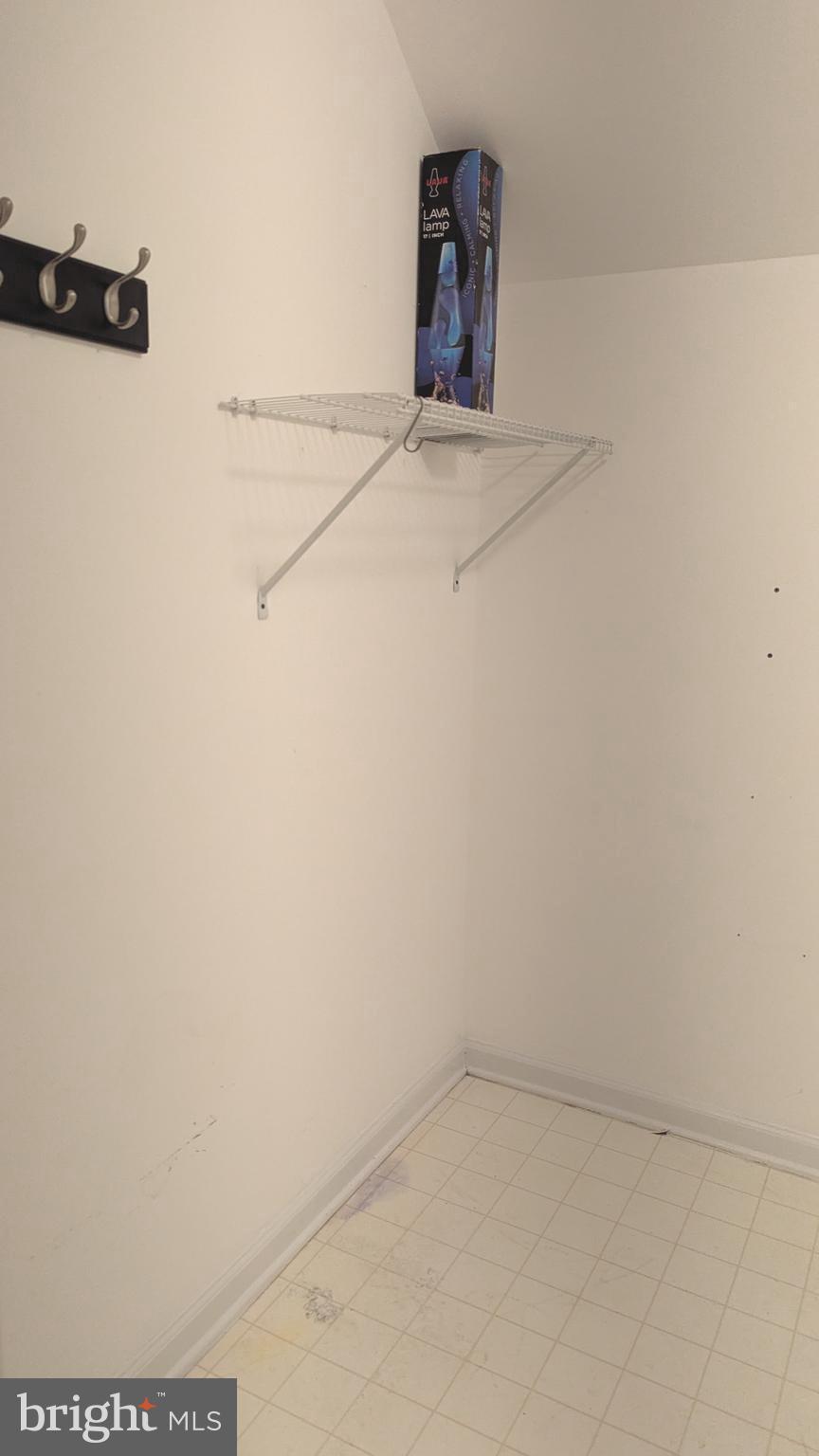 ROYALTON CONDOS AT KING FARM - Residential Lease