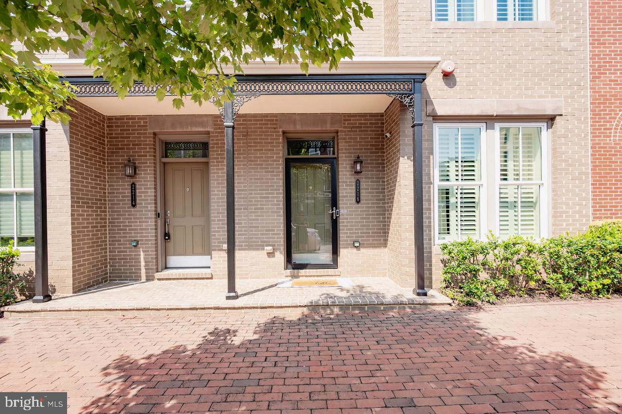 POTOMAC YARD - Residential