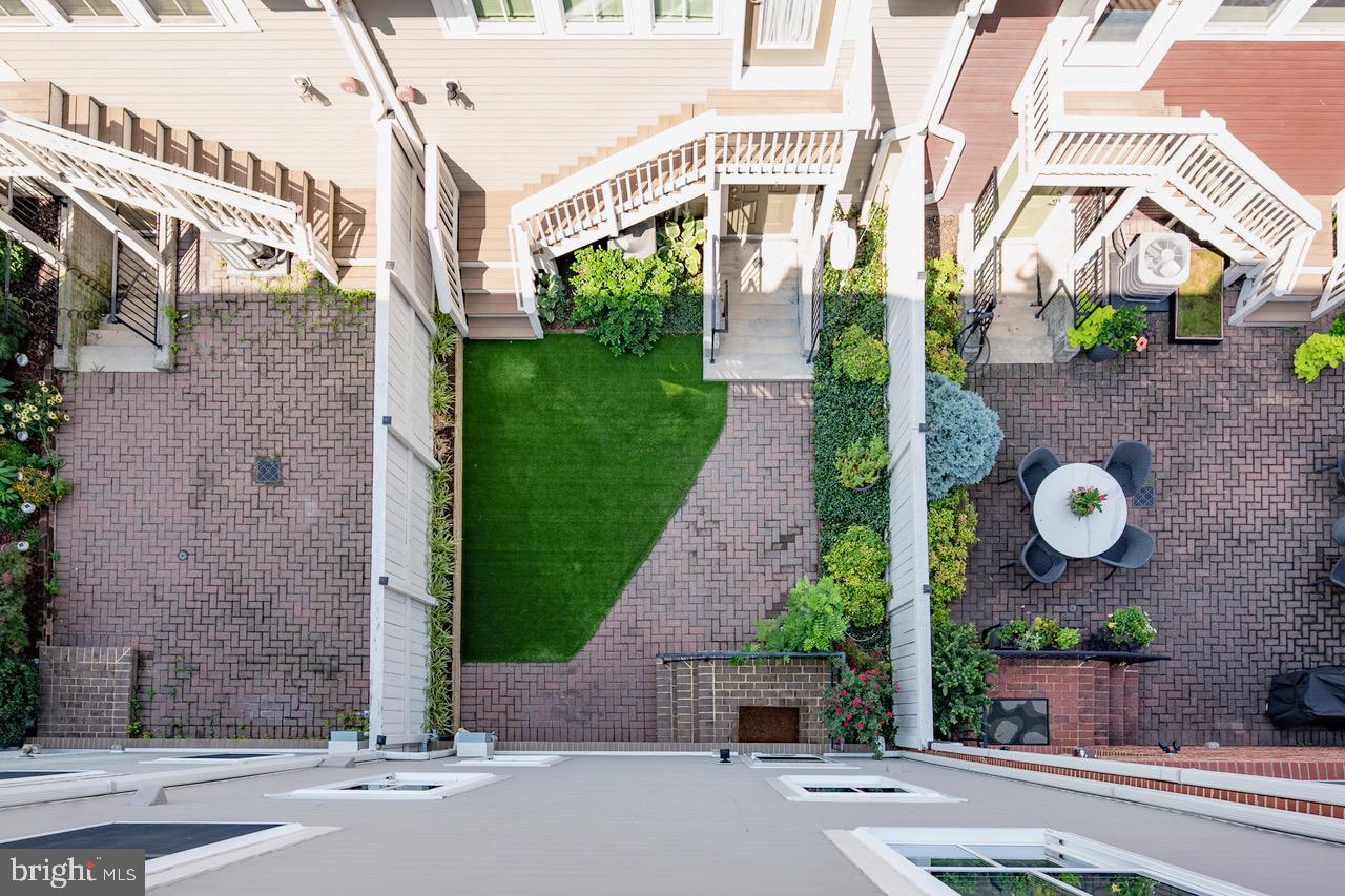 POTOMAC YARD - Residential