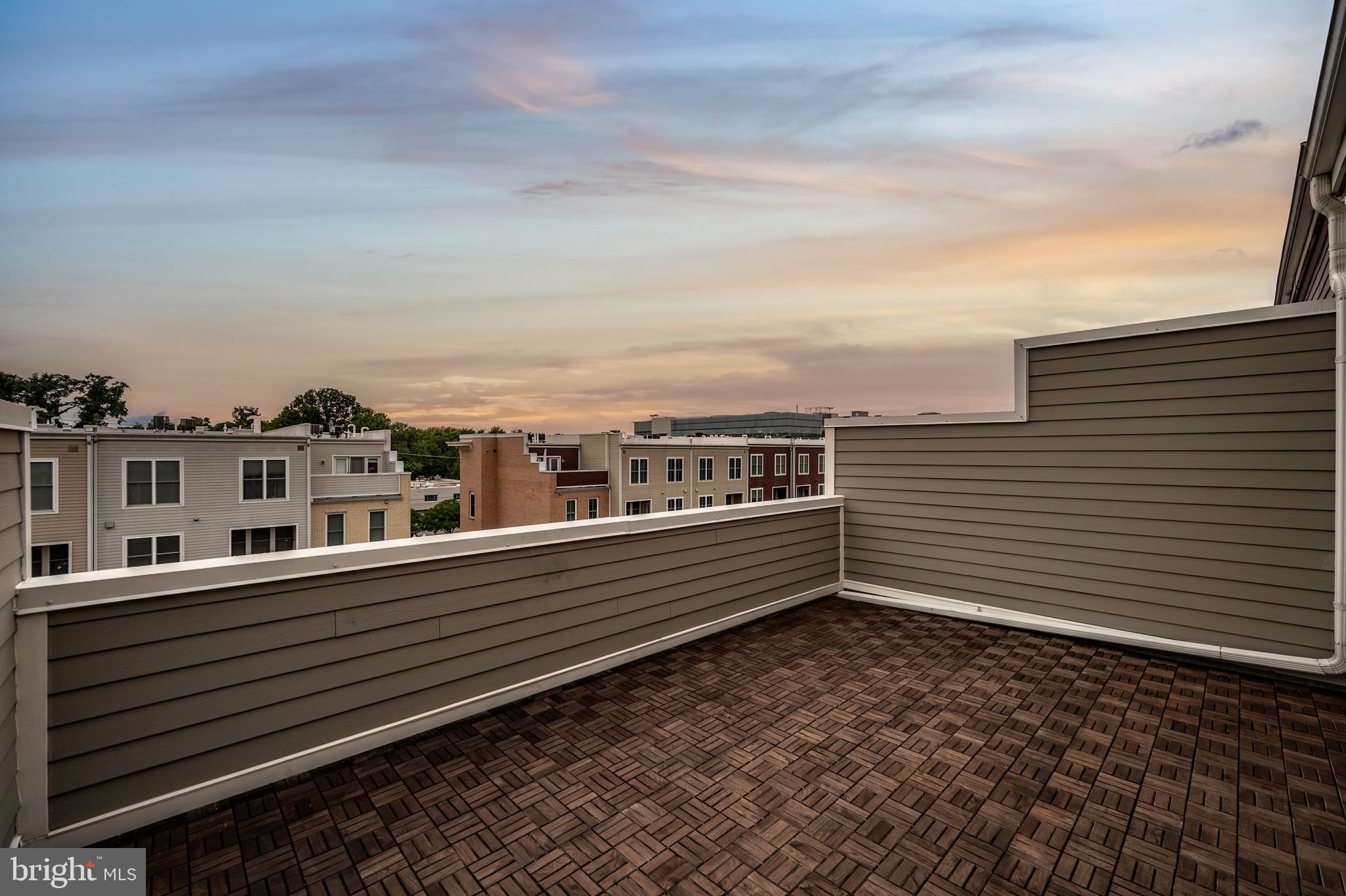 POTOMAC YARD - Residential