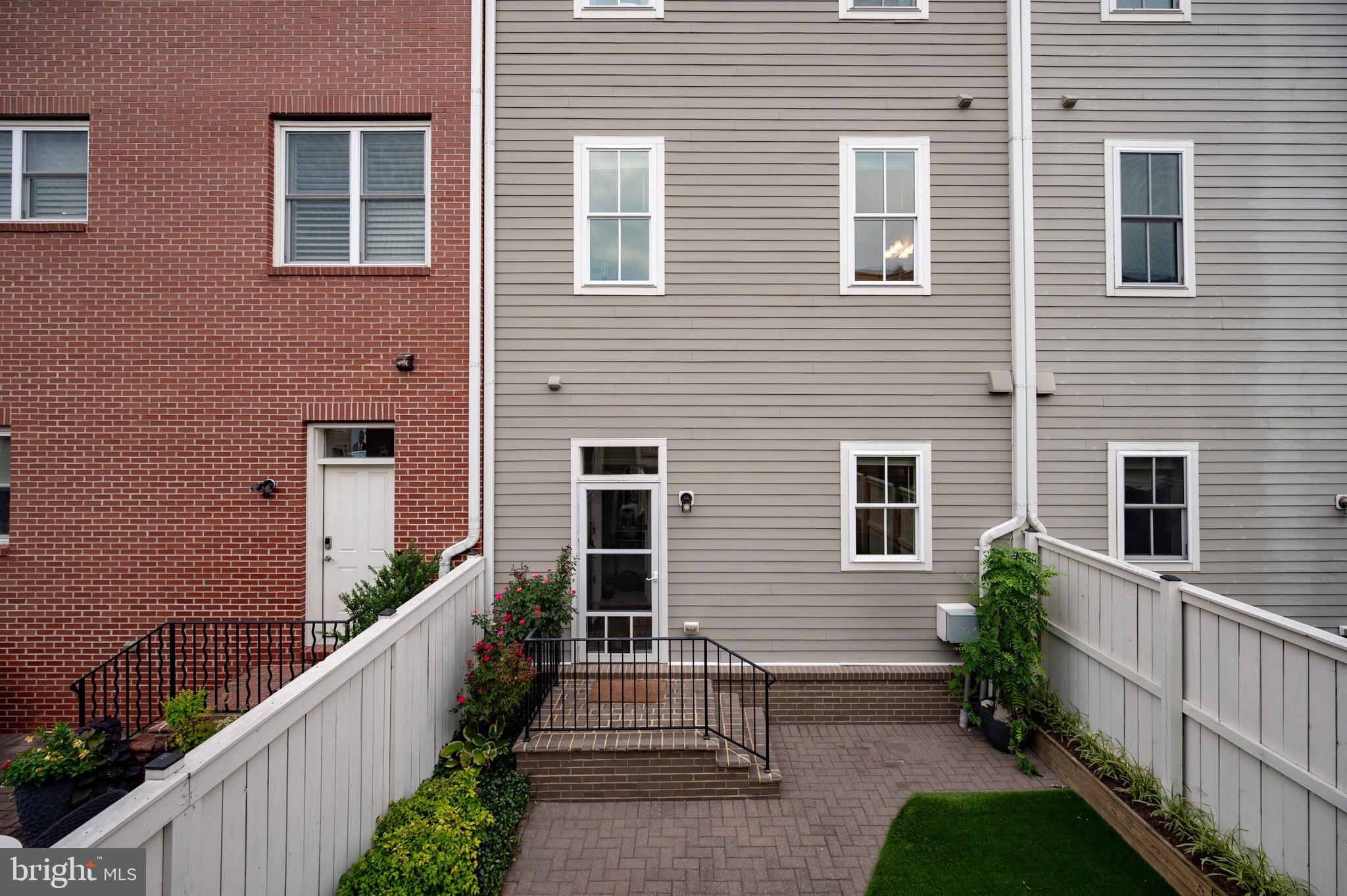 POTOMAC YARD - Residential