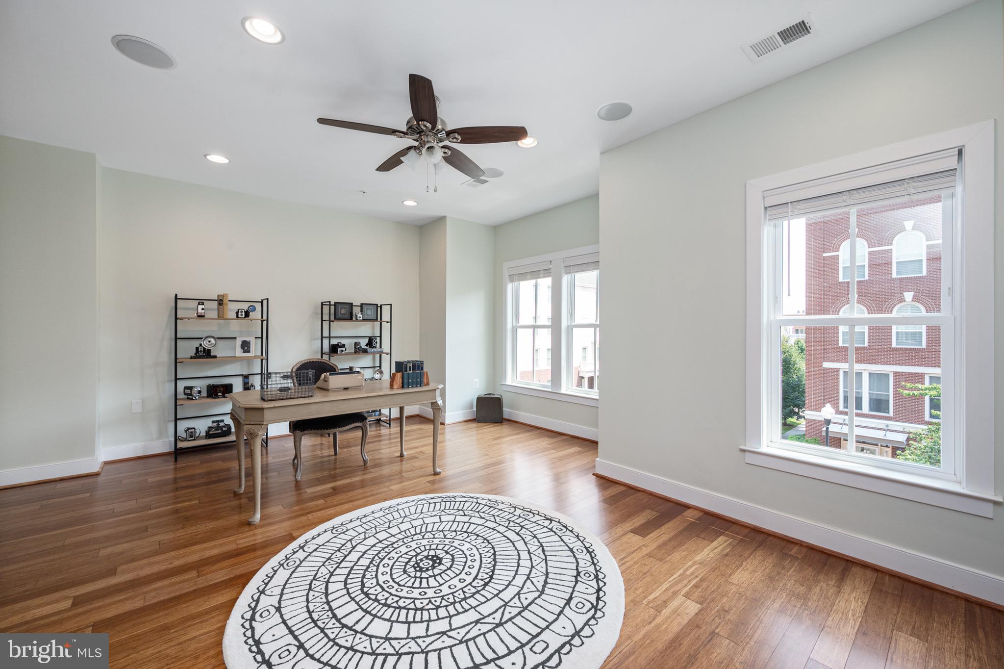 POTOMAC YARD - Residential