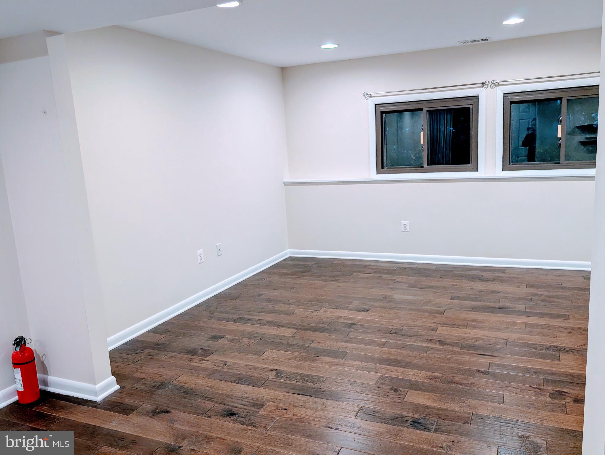 VILLAGE OF LONG REACH - Residential Lease