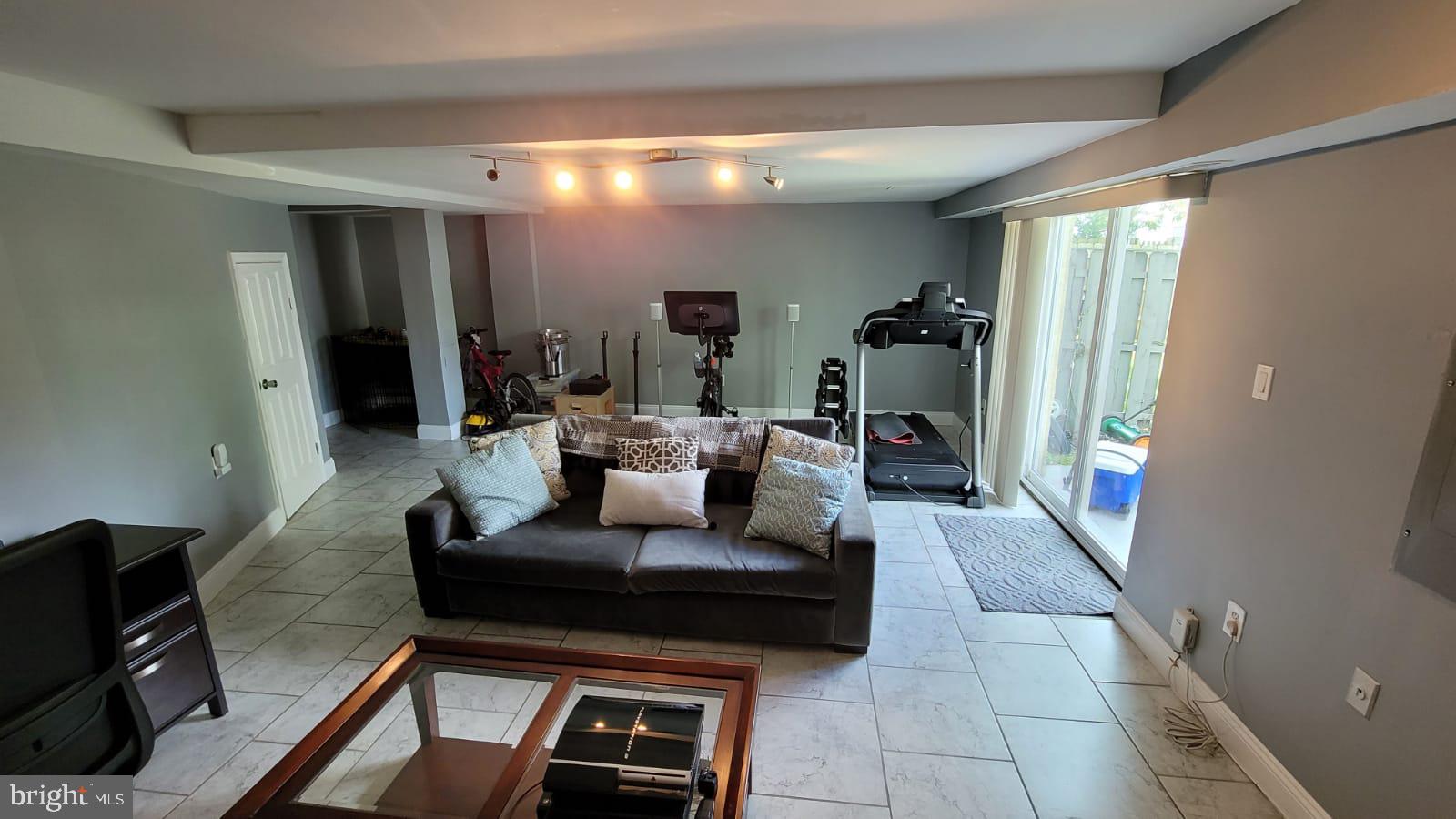 SCOTCHTOWN HILLS - Residential