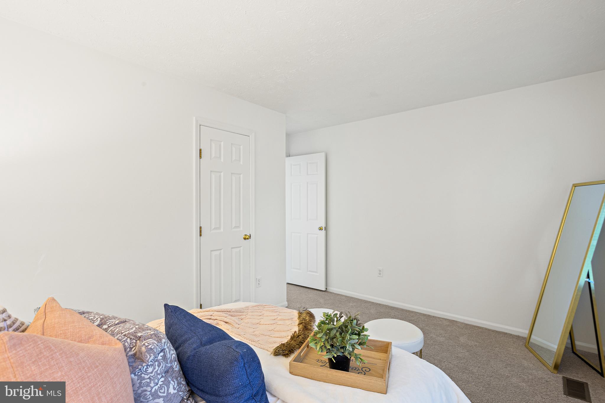 KENDALL RIDGE - Residential