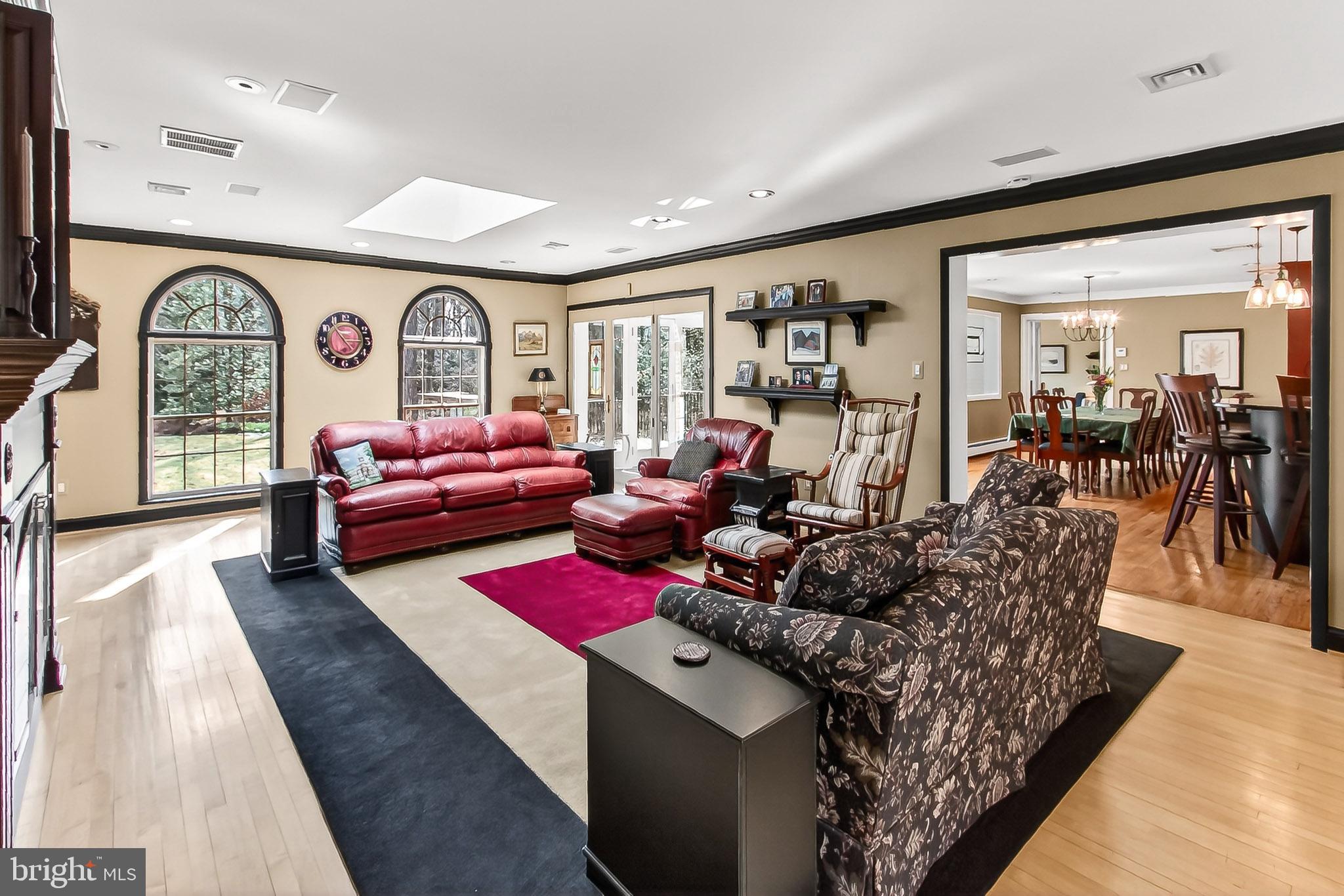 MOORE AND KEITH - Residential