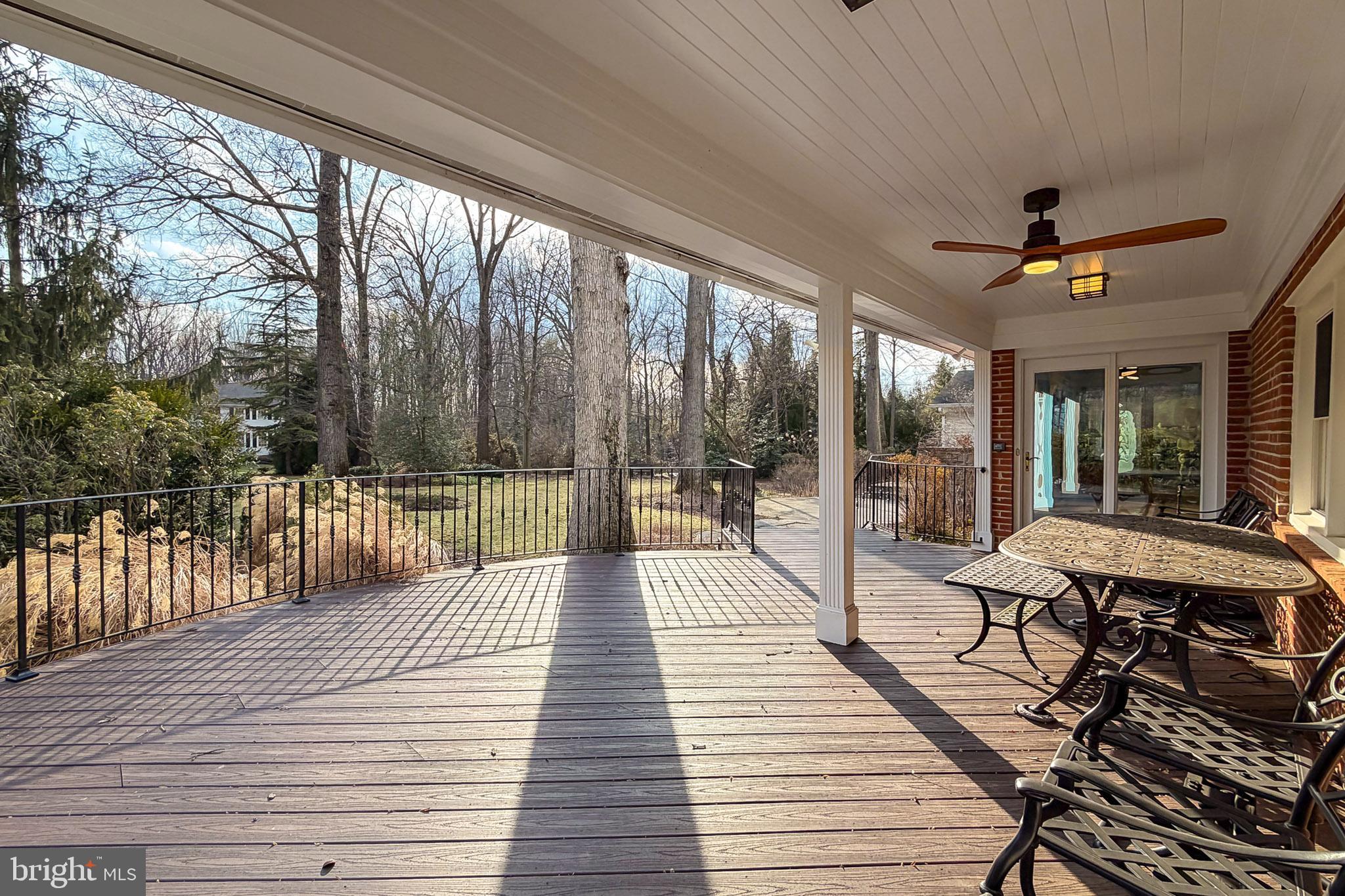 MOORE AND KEITH - Residential