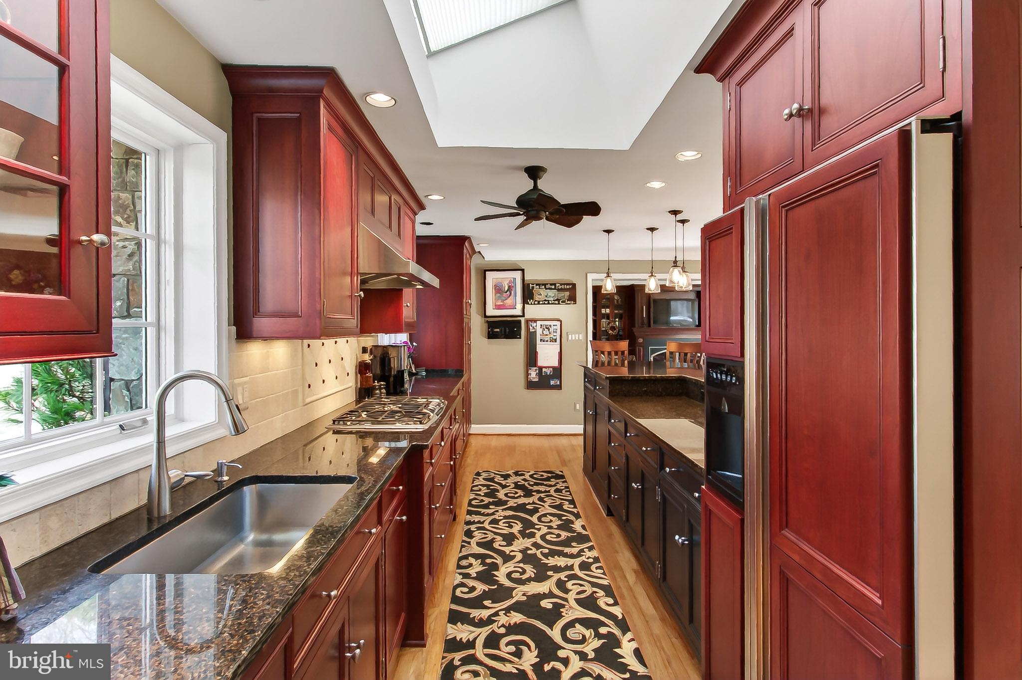 MOORE AND KEITH - Residential