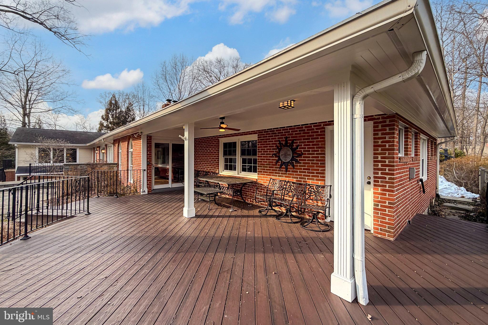 MOORE AND KEITH - Residential