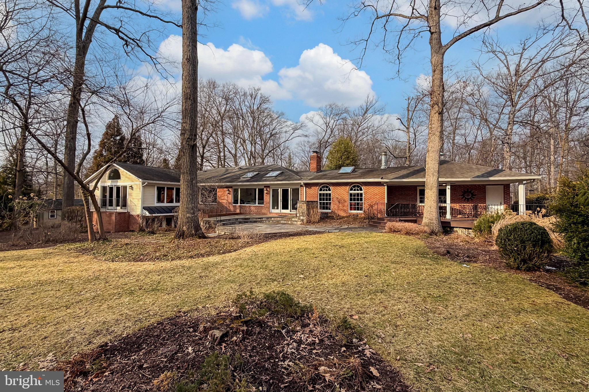 MOORE AND KEITH - Residential