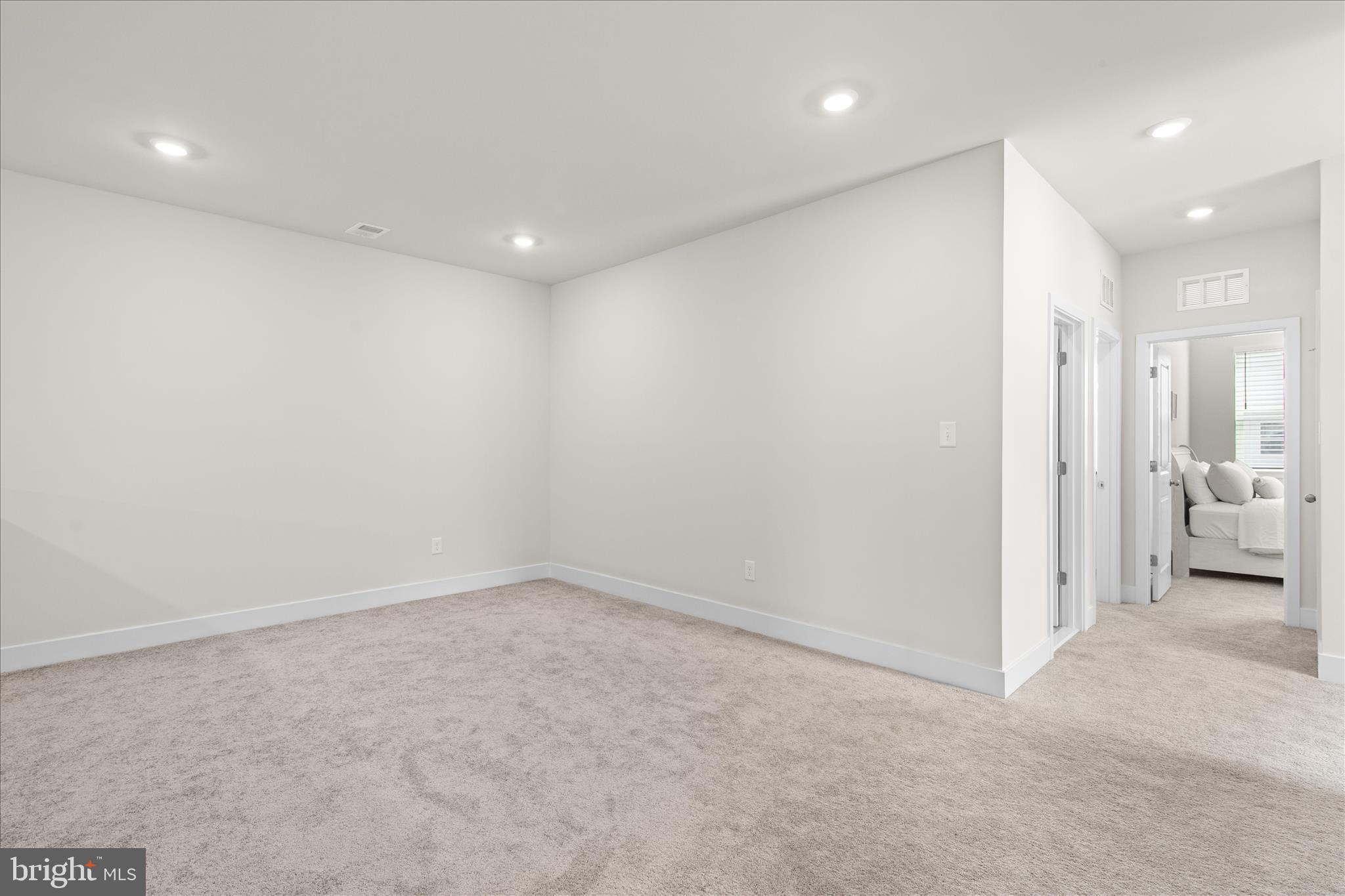 MILOS HAVEN - Residential