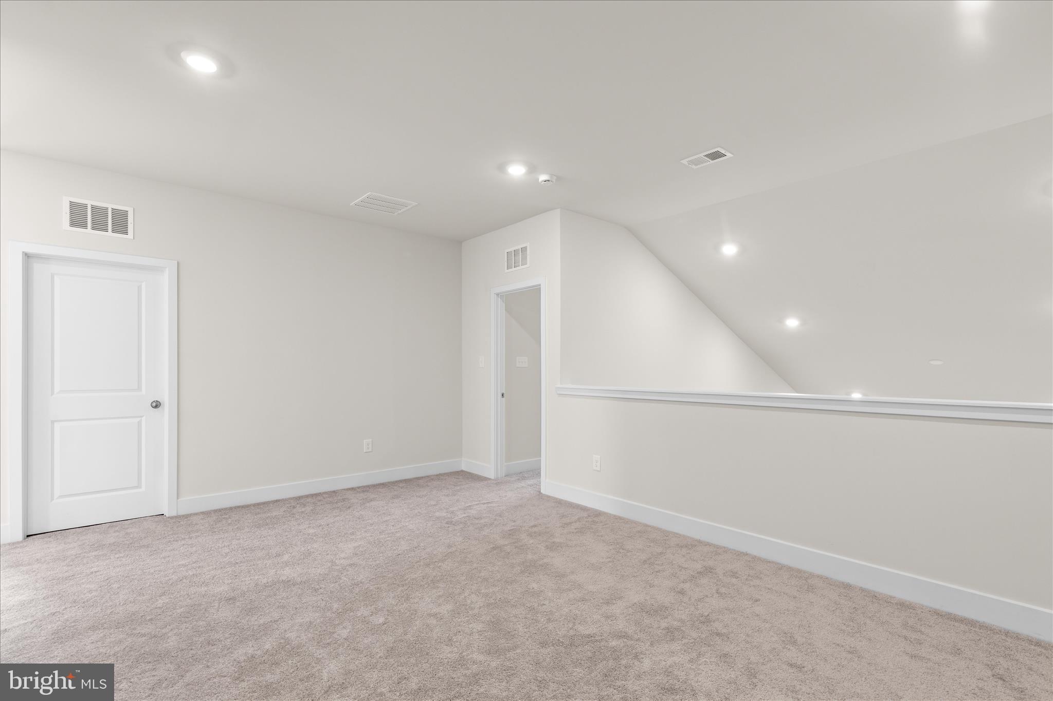 MILOS HAVEN - Residential