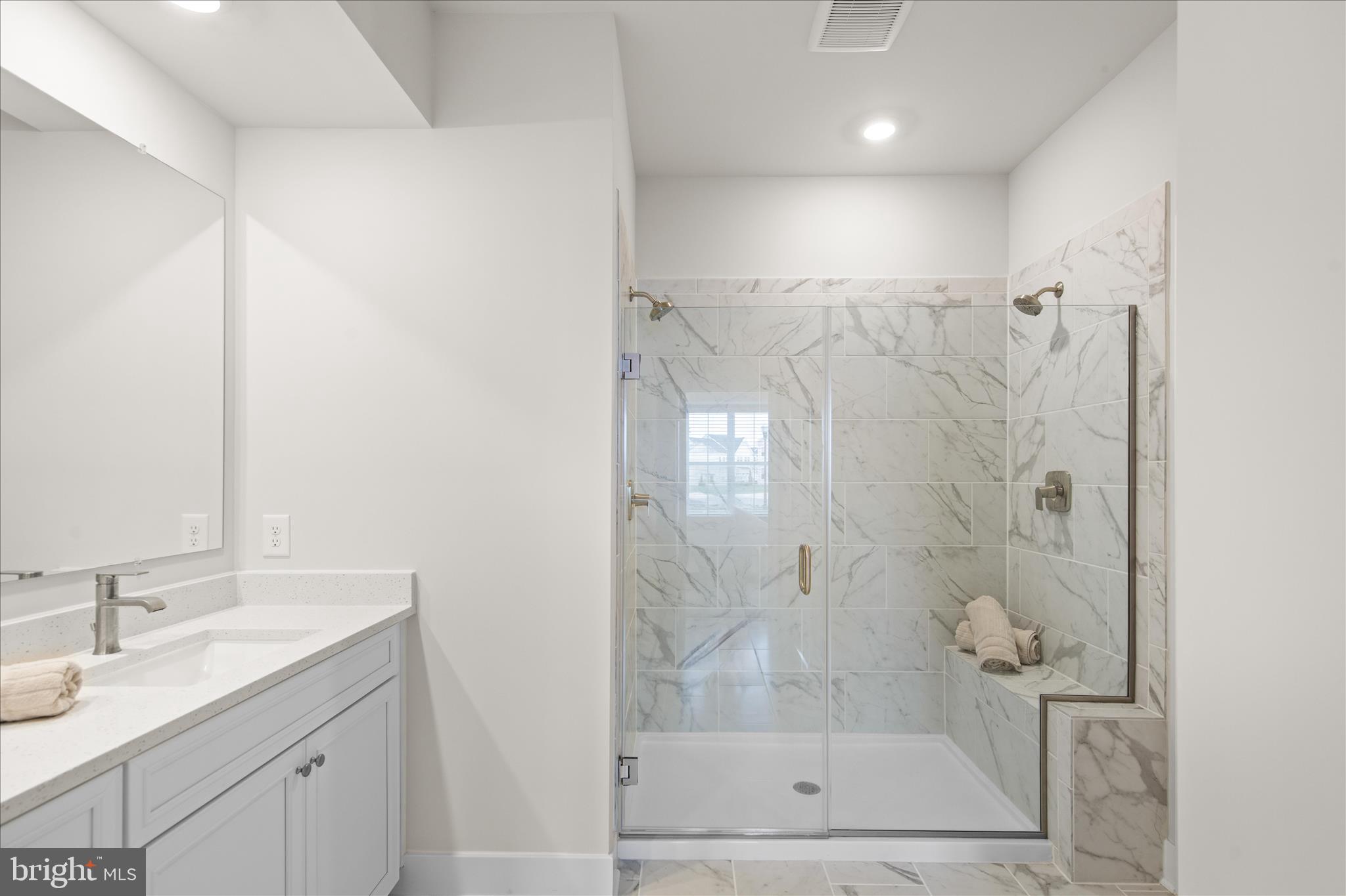 MILOS HAVEN - Residential