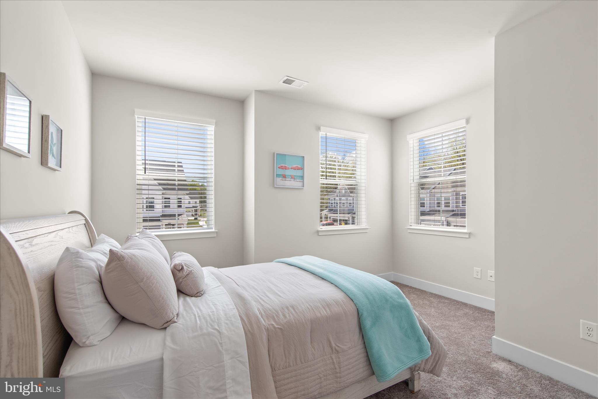 MILOS HAVEN - Residential