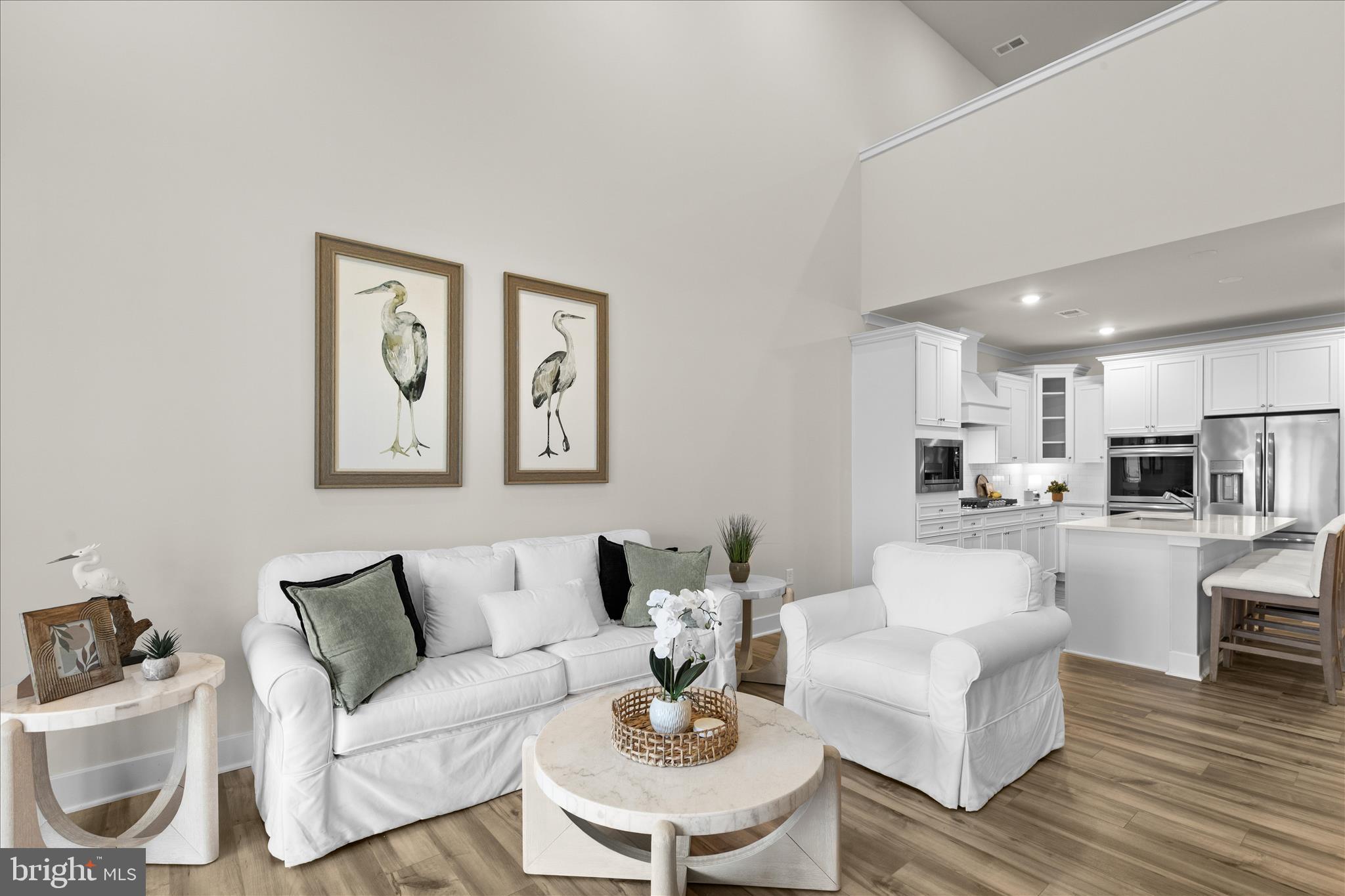 MILOS HAVEN - Residential