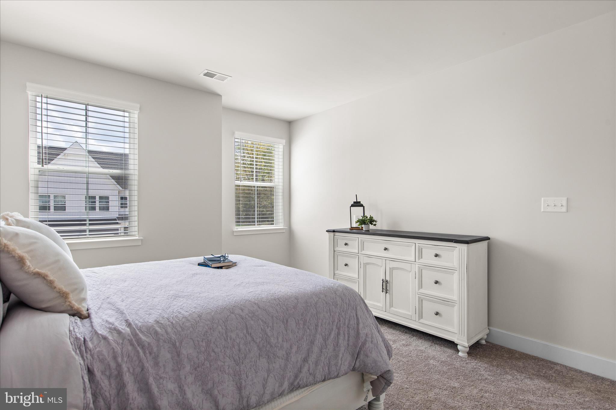 MILOS HAVEN - Residential