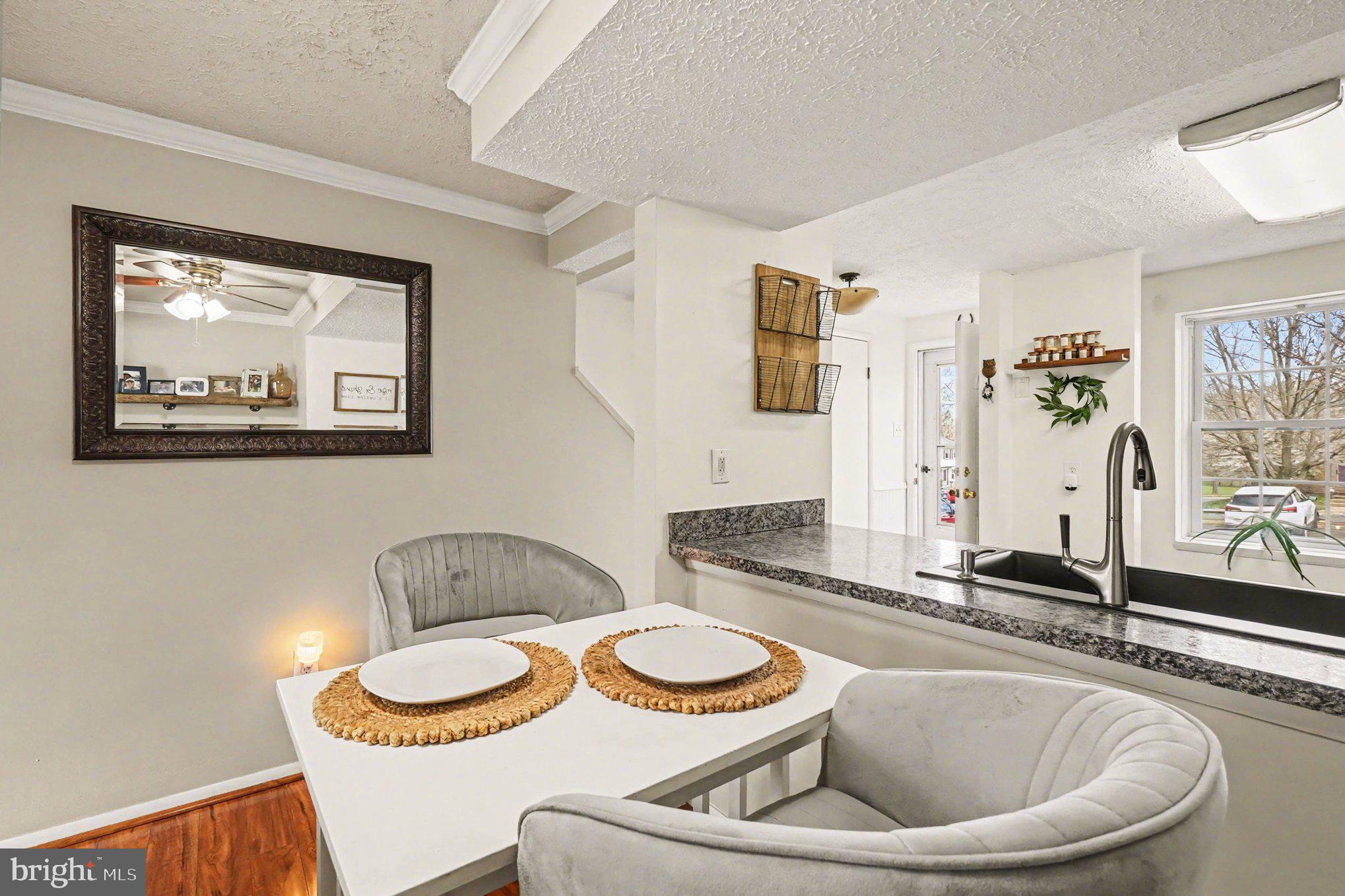 LAUREL VALLEY - Residential