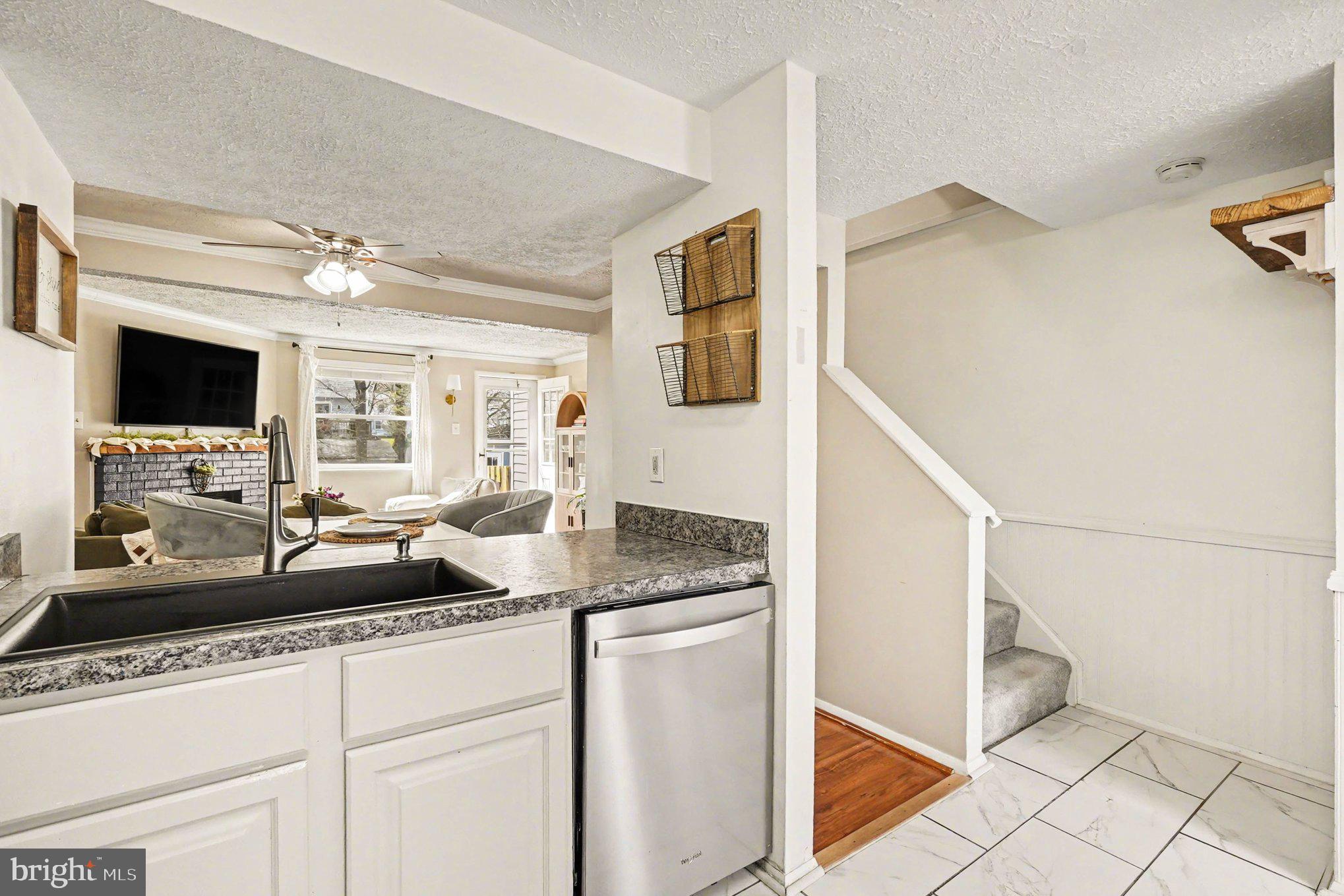 LAUREL VALLEY - Residential