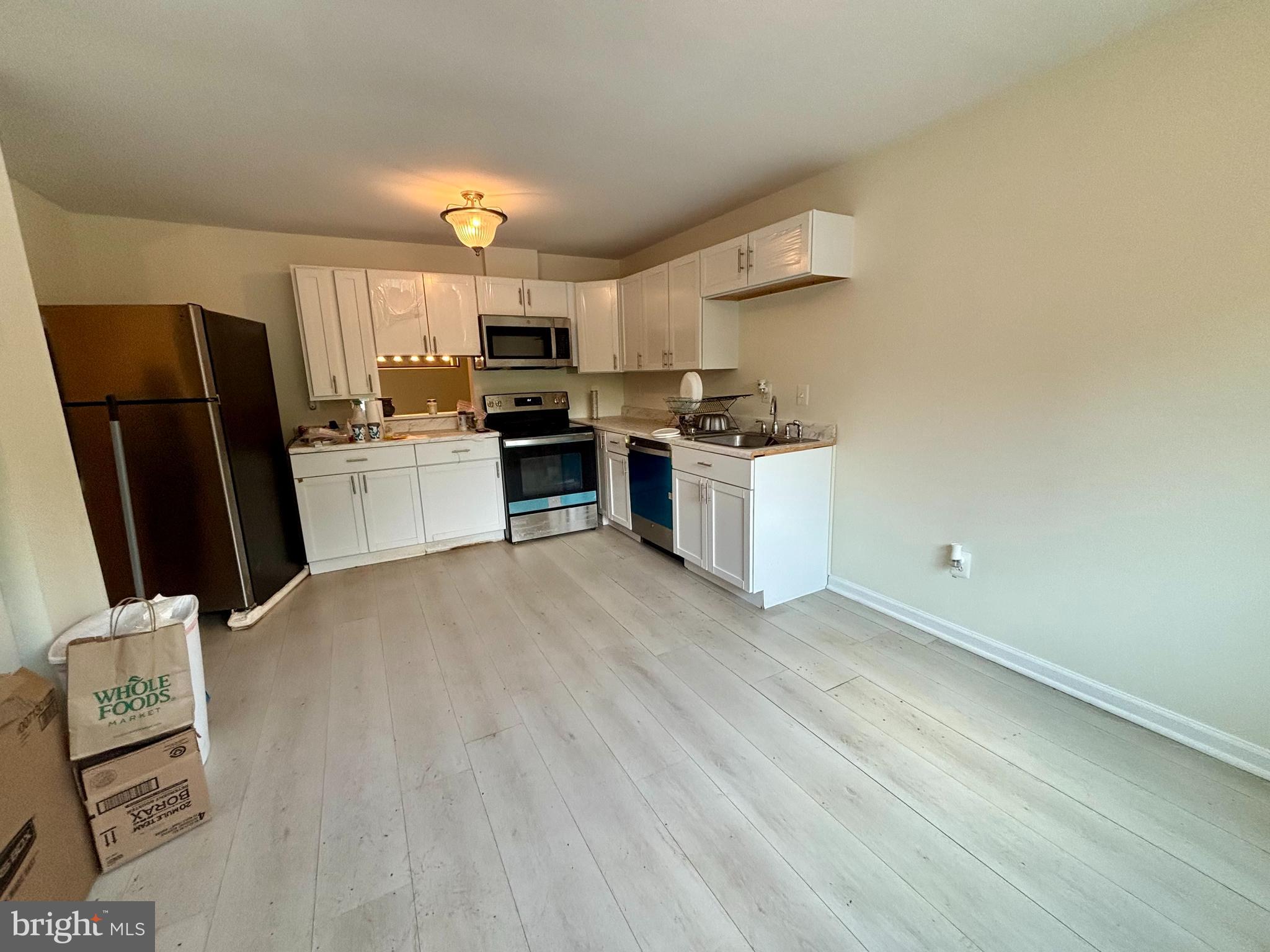 8941 SKYROCK COURT