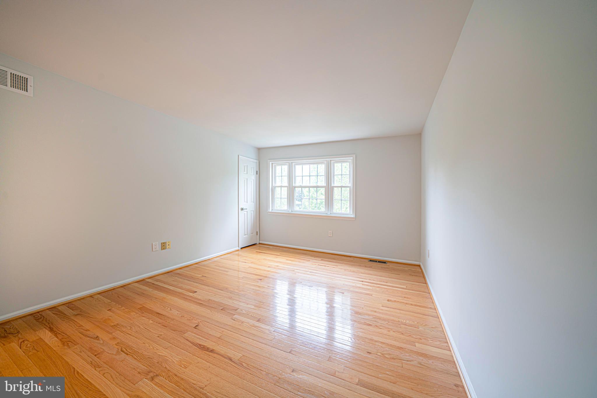 DUBLIN MDWS - Residential