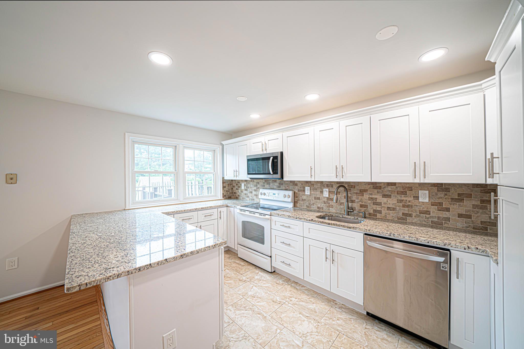 DUBLIN MDWS - Residential