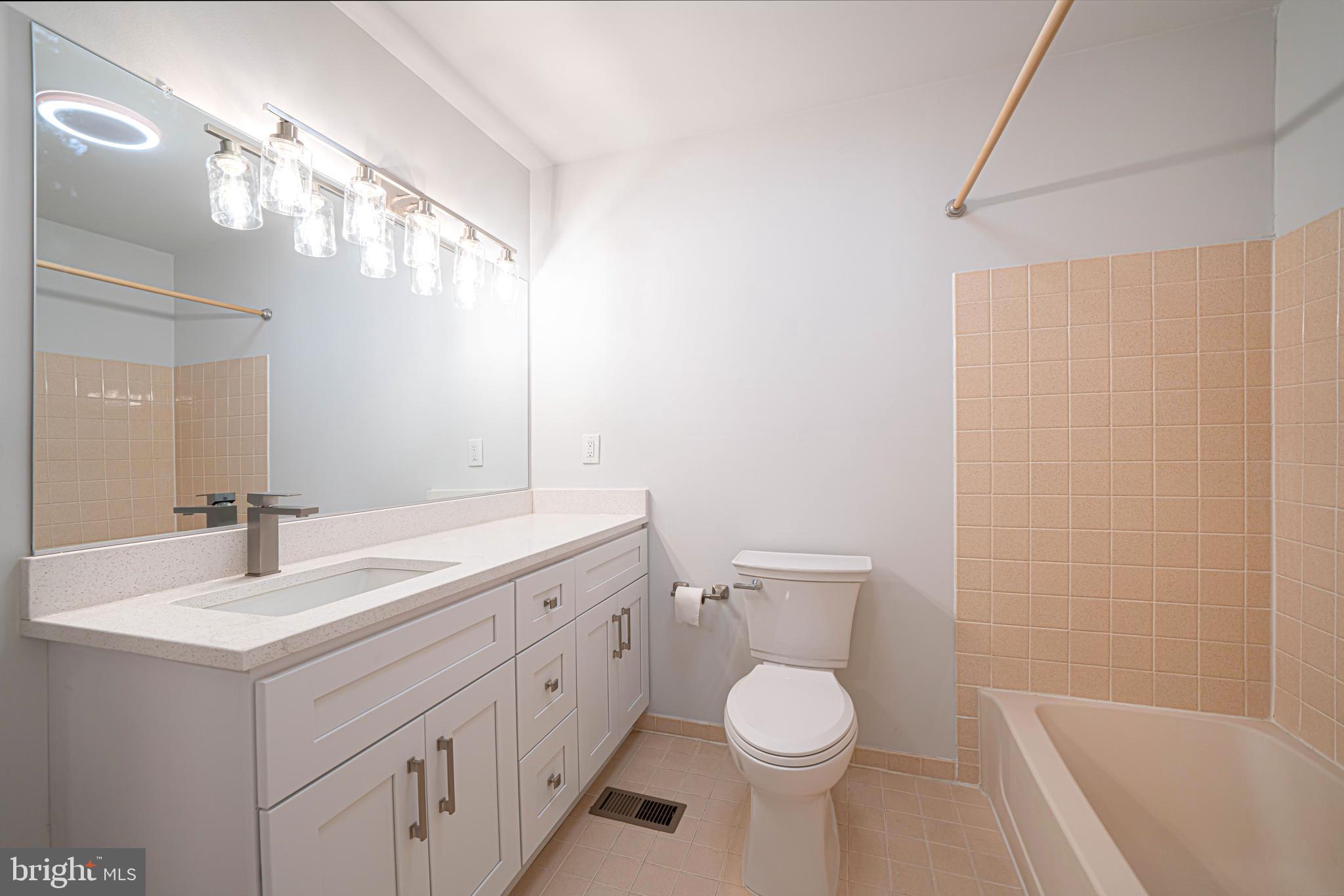 DUBLIN MDWS - Residential