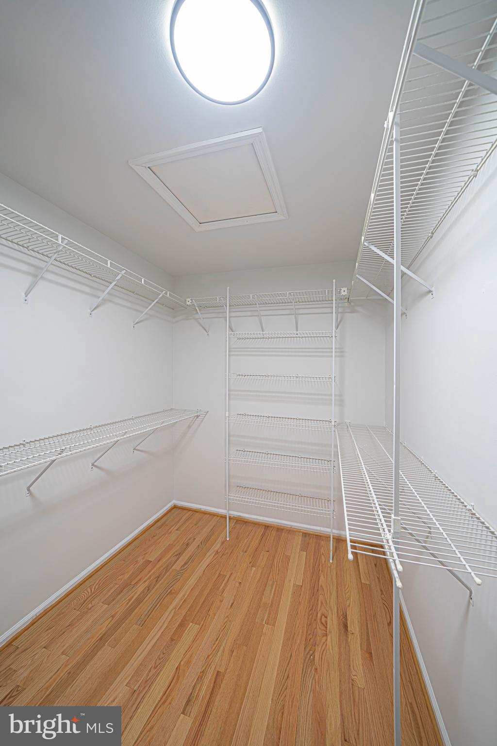 DUBLIN MDWS - Residential