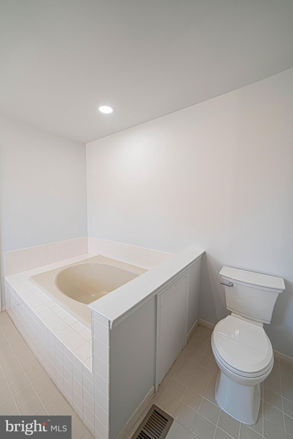 DUBLIN MDWS - Residential