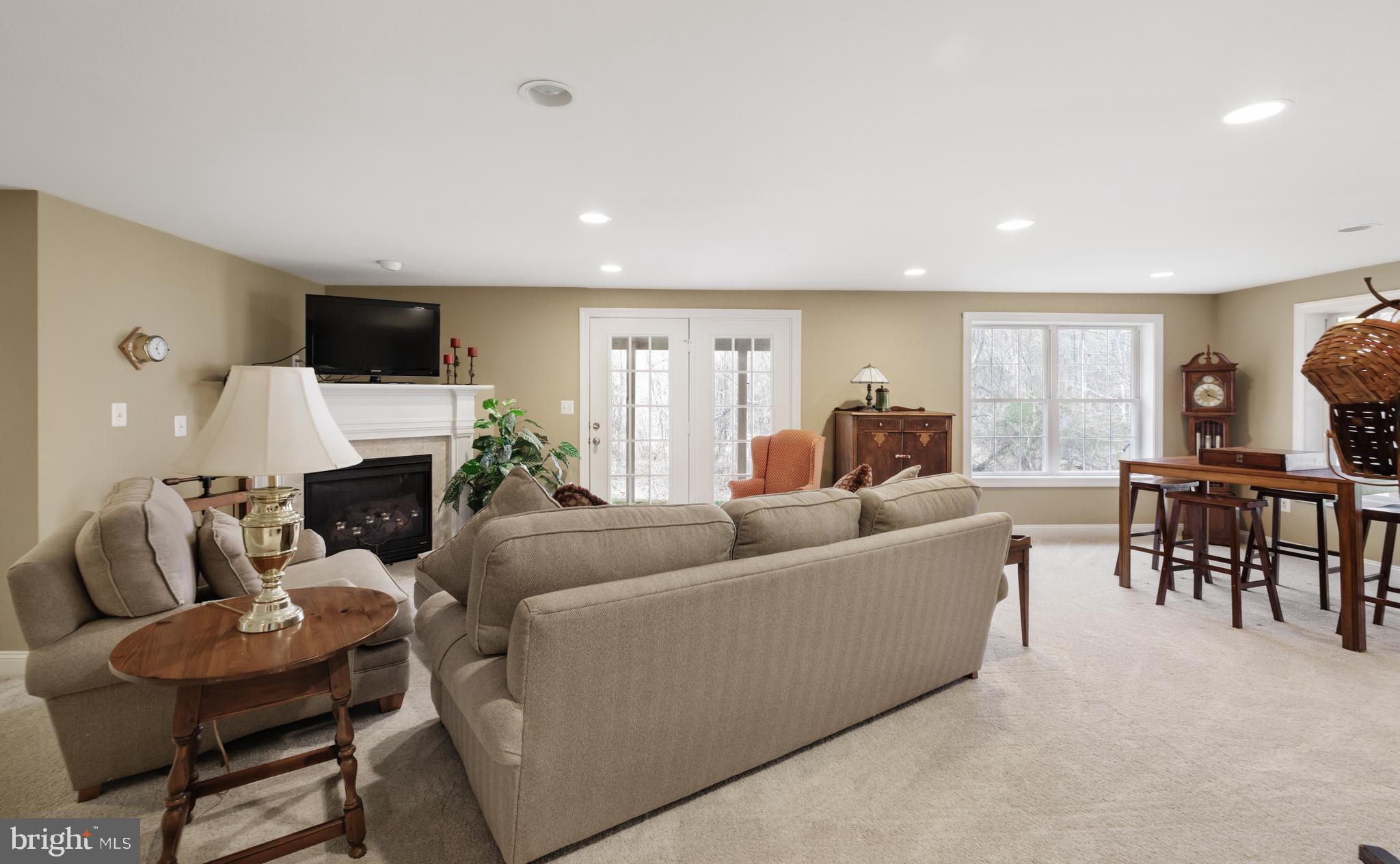 STONE EDEN FARM - Residential